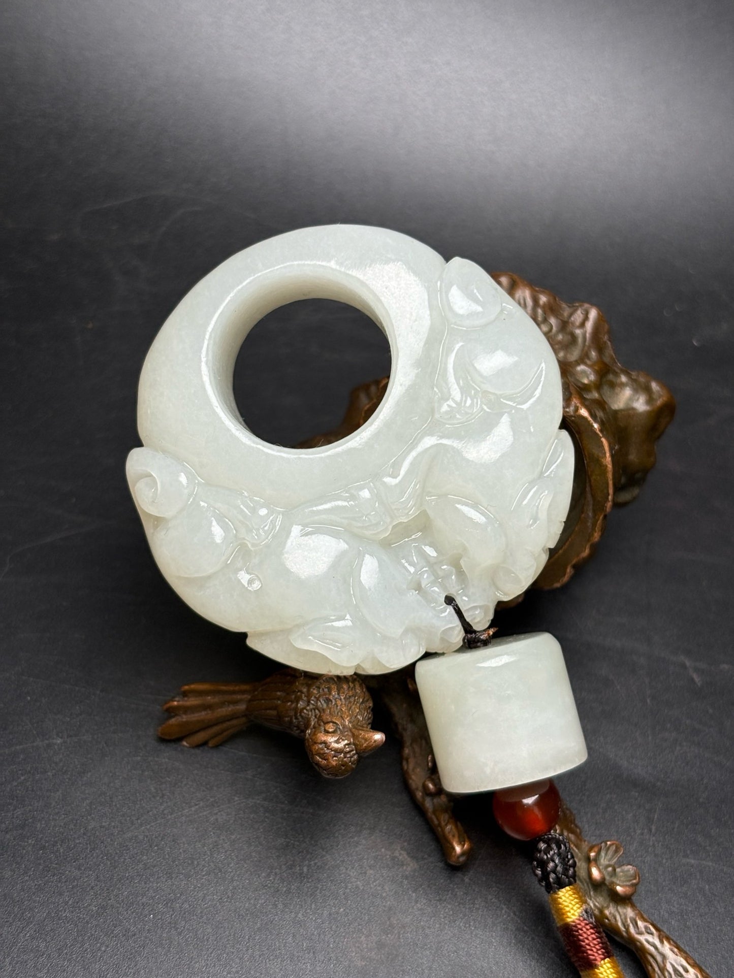 Chinese antique exquisite Hetian jade pendant