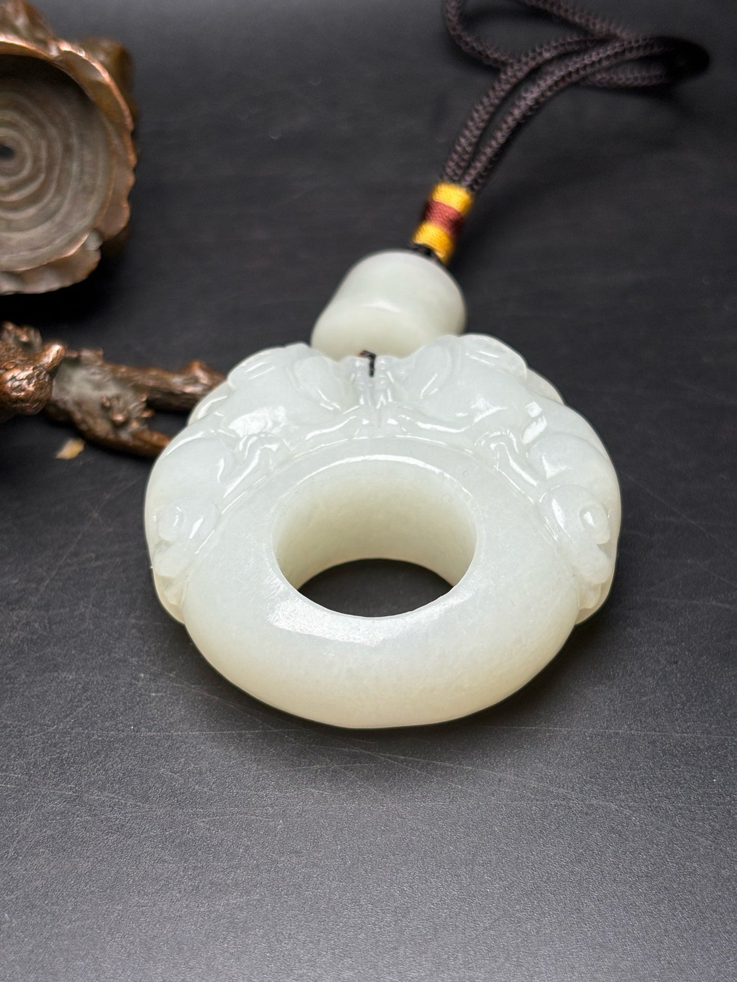 Chinese antique exquisite Hetian jade pendant