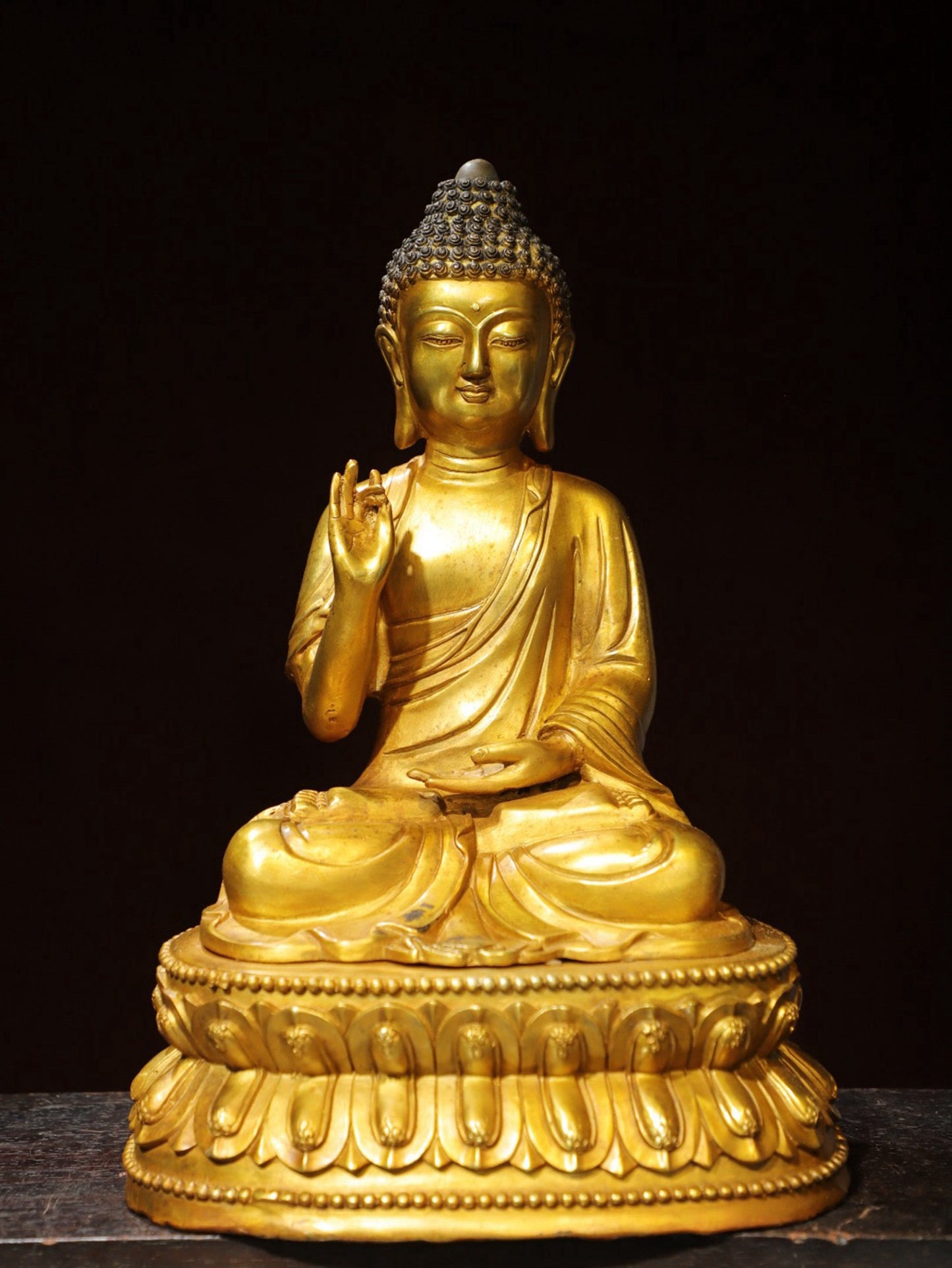 Bronze gilded Buddha statue of the Great Sun Tathagata