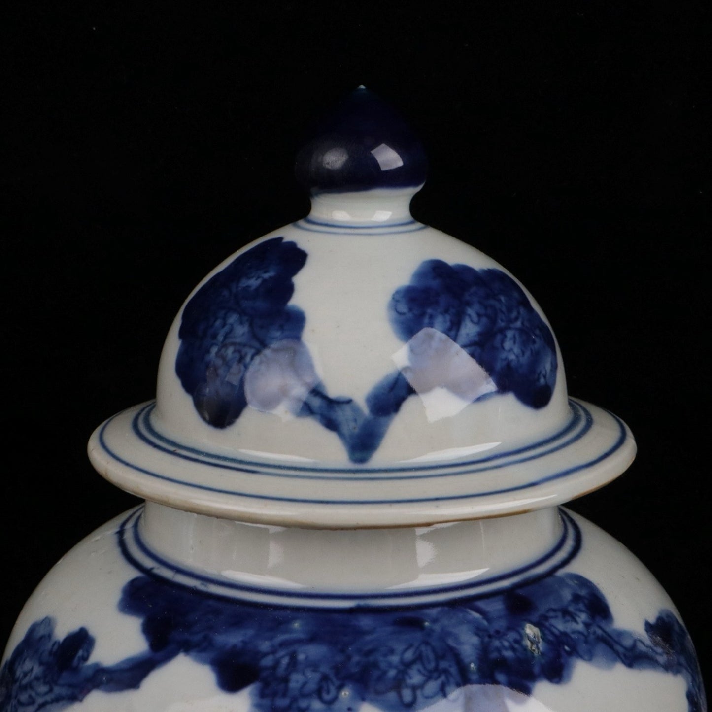 Blue and white fortune, longevity, and three-star patterned general jar