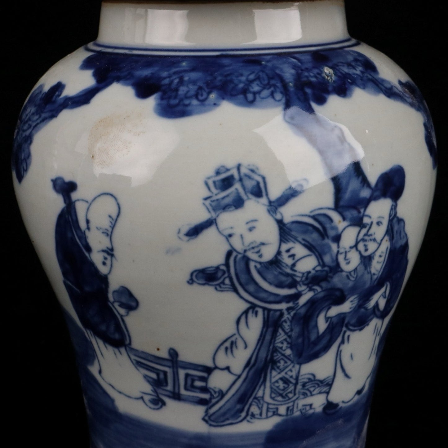 Blue and white fortune, longevity, and three-star patterned general jar