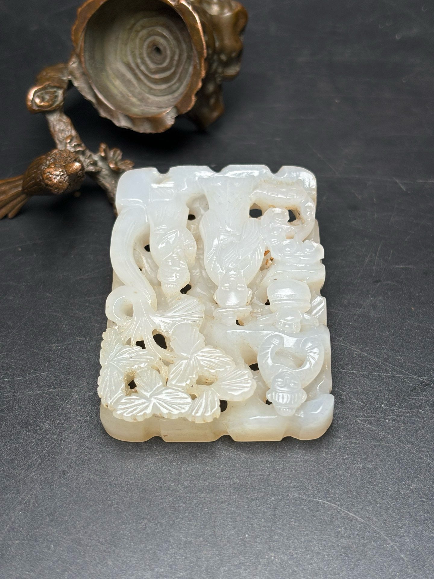 Chinese antique exquisite Hetian jade pendant