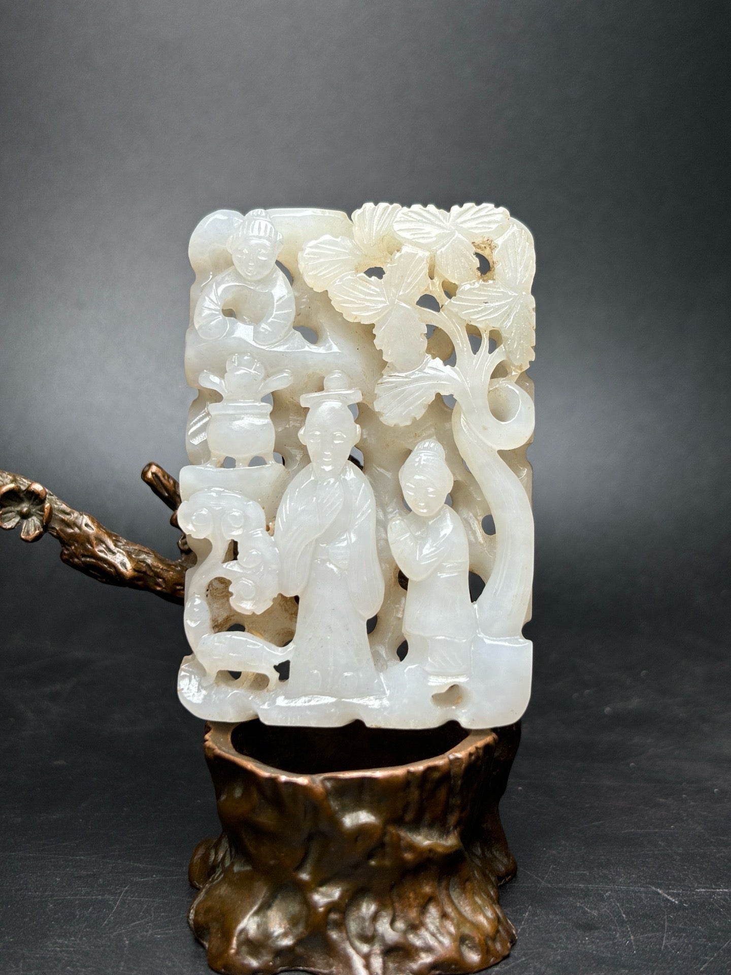 Chinese antique exquisite Hetian jade pendant