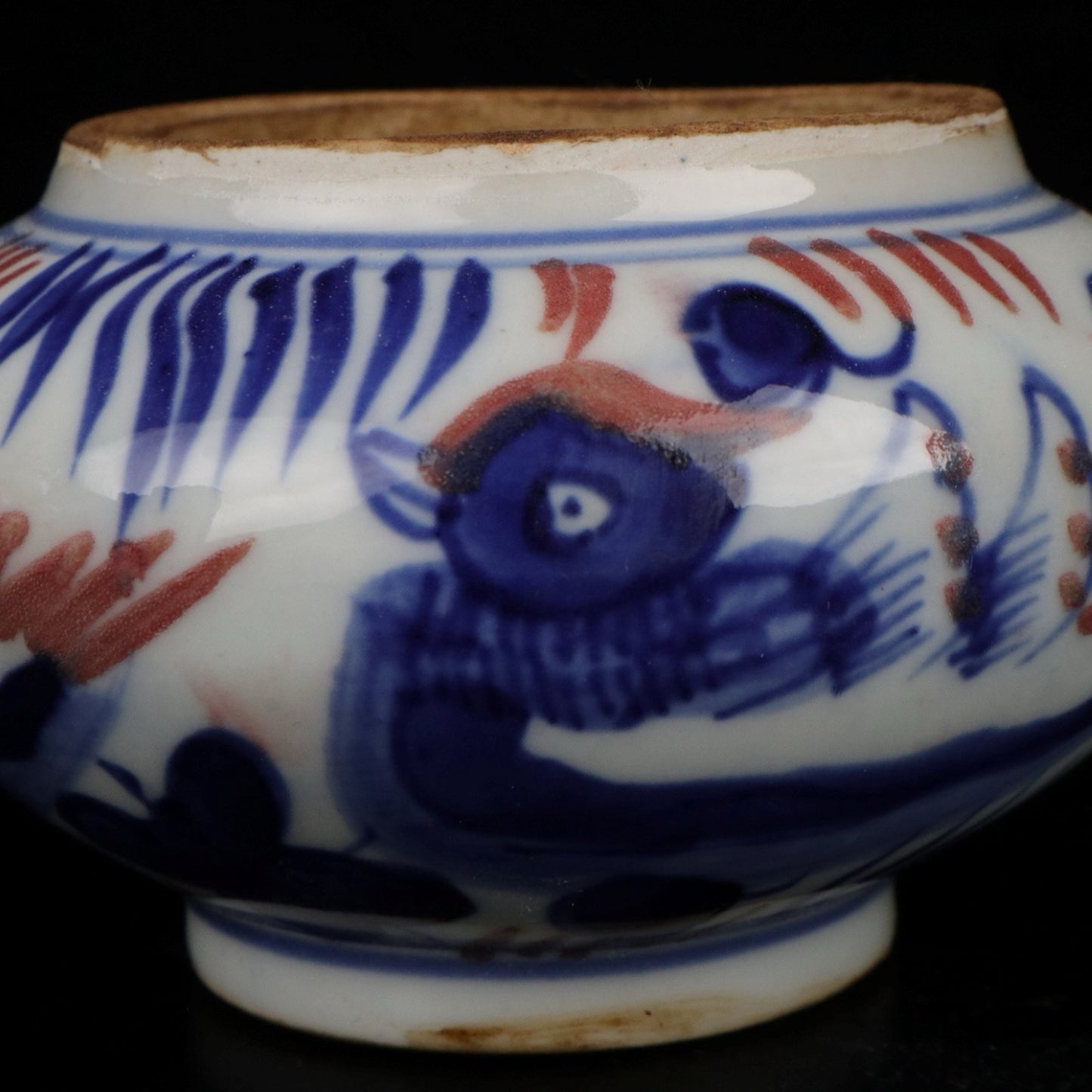 Blue and white glazed patterned flat top jar