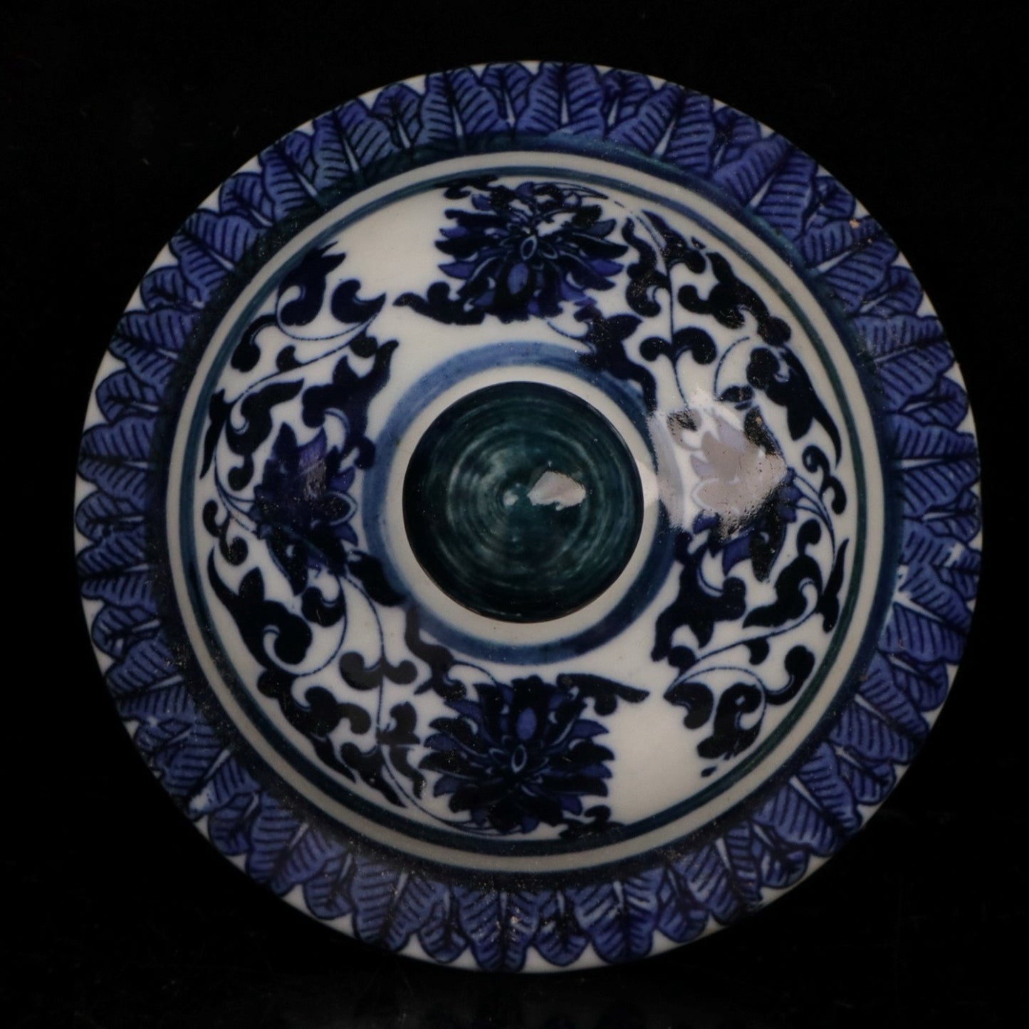 Blue and white landscape general jar