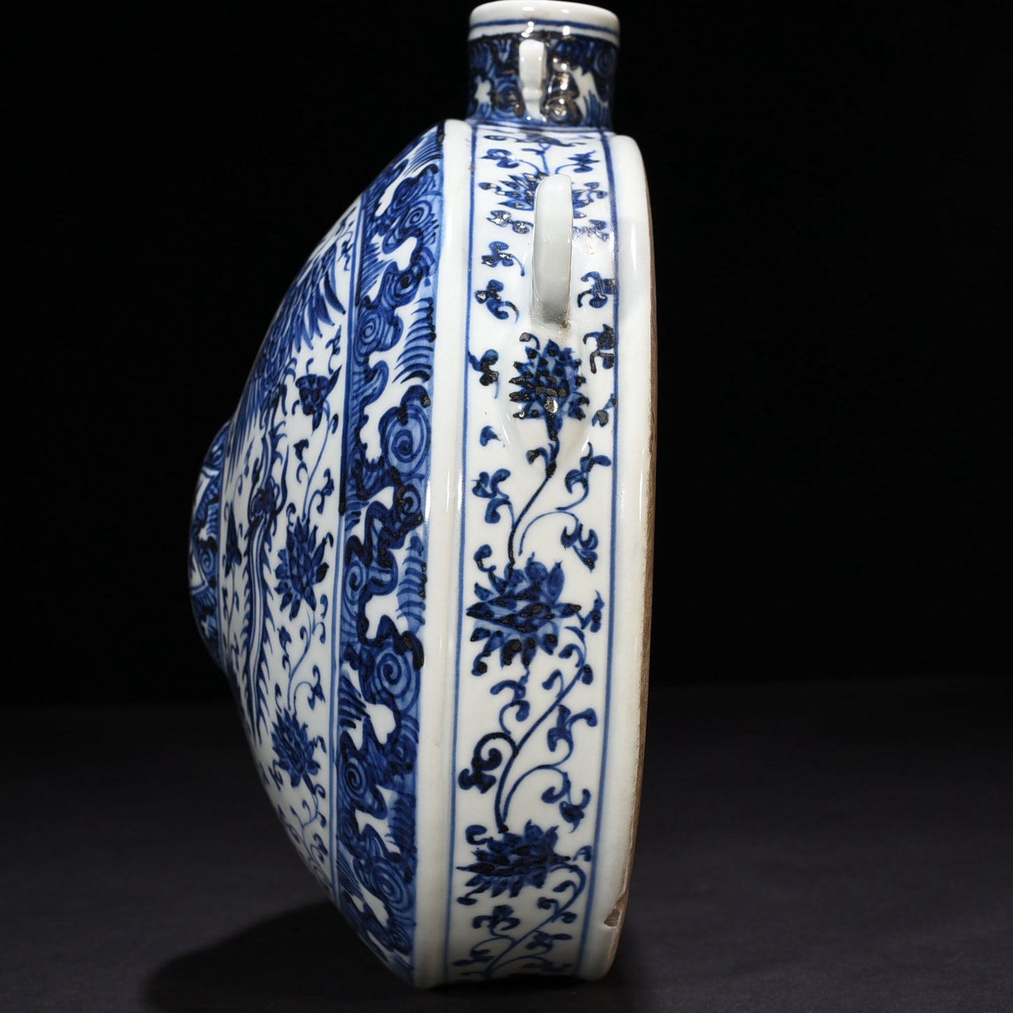 Chinese antique blue and white wall teapot