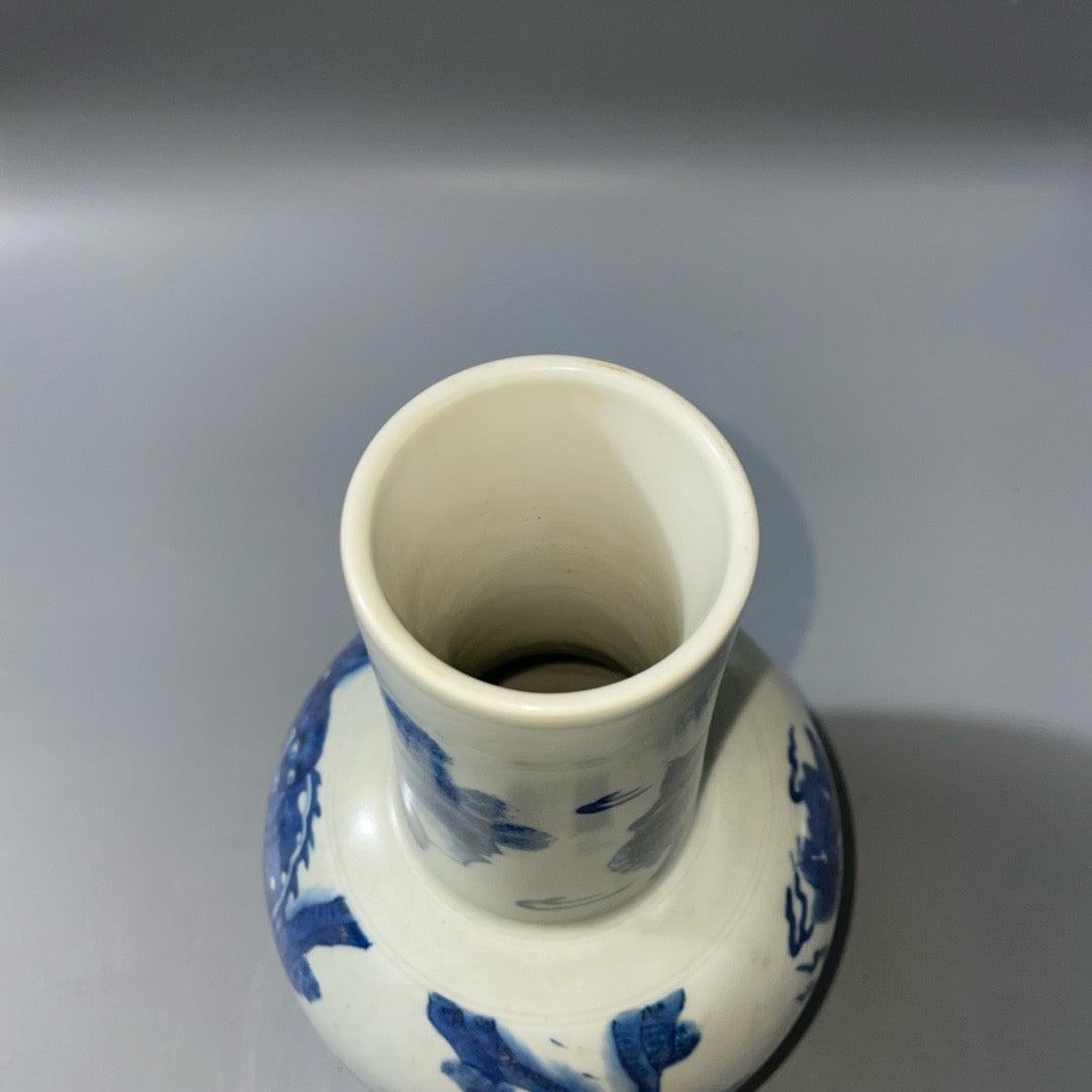 Chinese Antique Beast Tianqiu Bottle