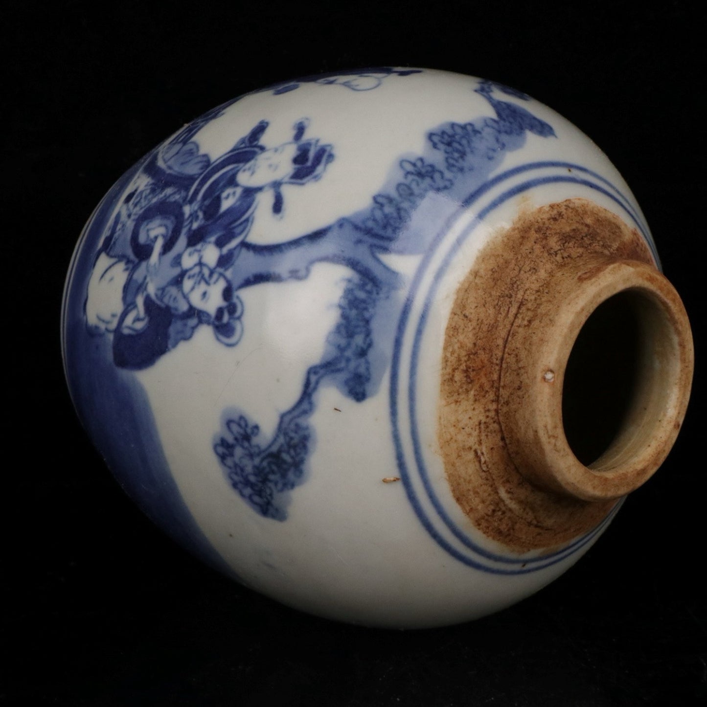 Blue and White Pearl Altar