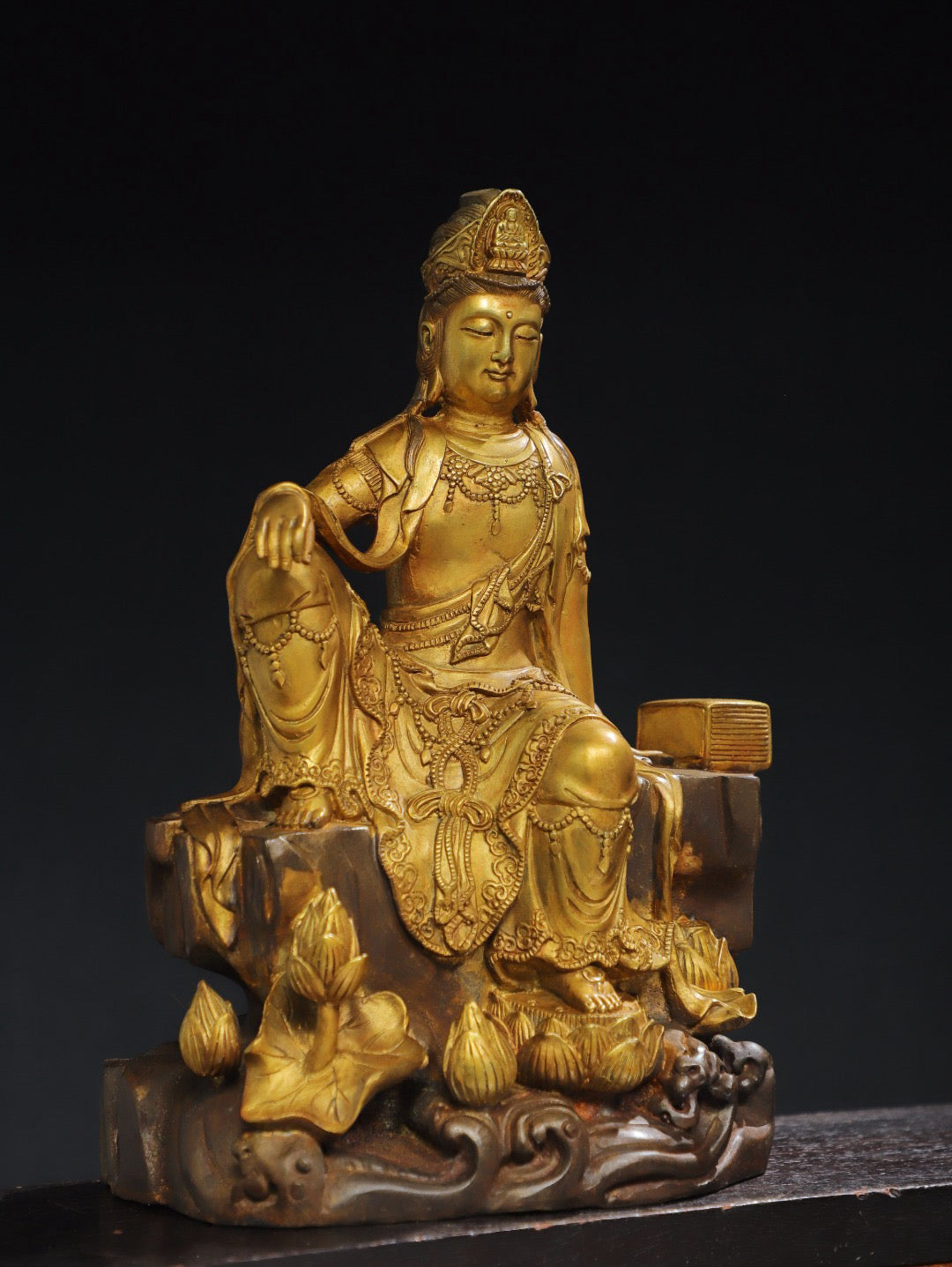 Chinese antique pure copper Buddha statue