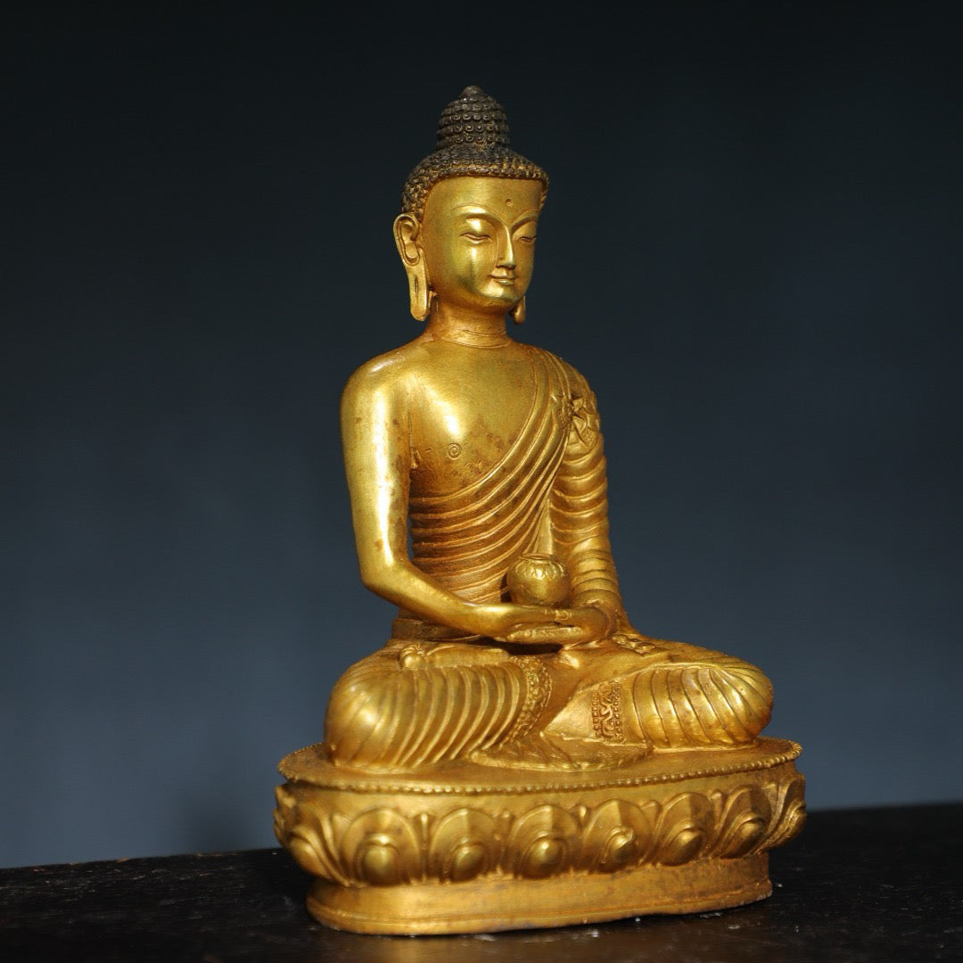 Chinese antique pure copper statue of Shakyamuni Buddha