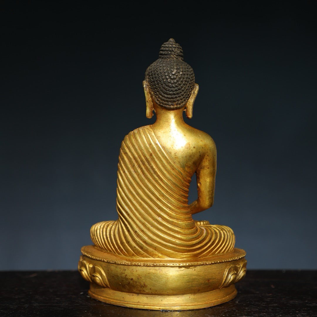 Chinese antique pure copper statue of Shakyamuni Buddha
