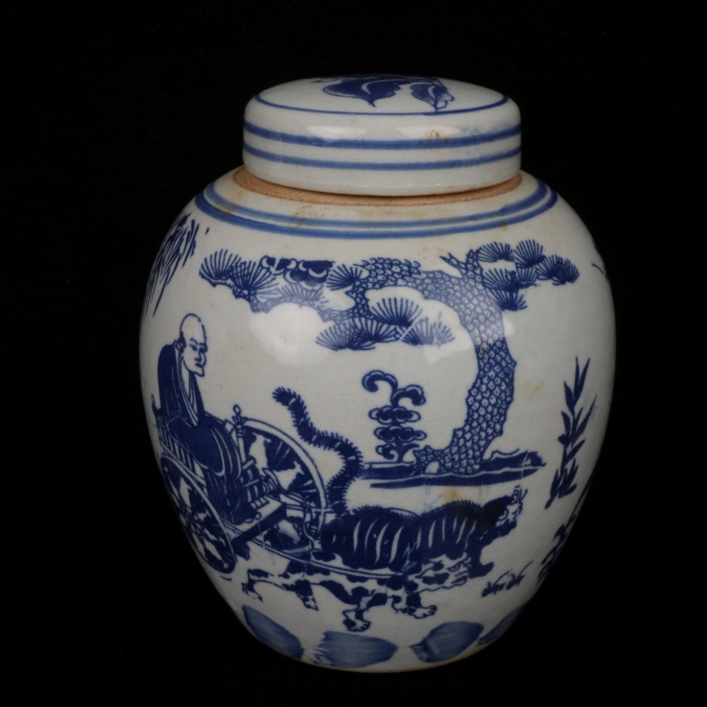 Blue and White Ghost Valley Descending Mountain Pattern Treasure Pearl Altar