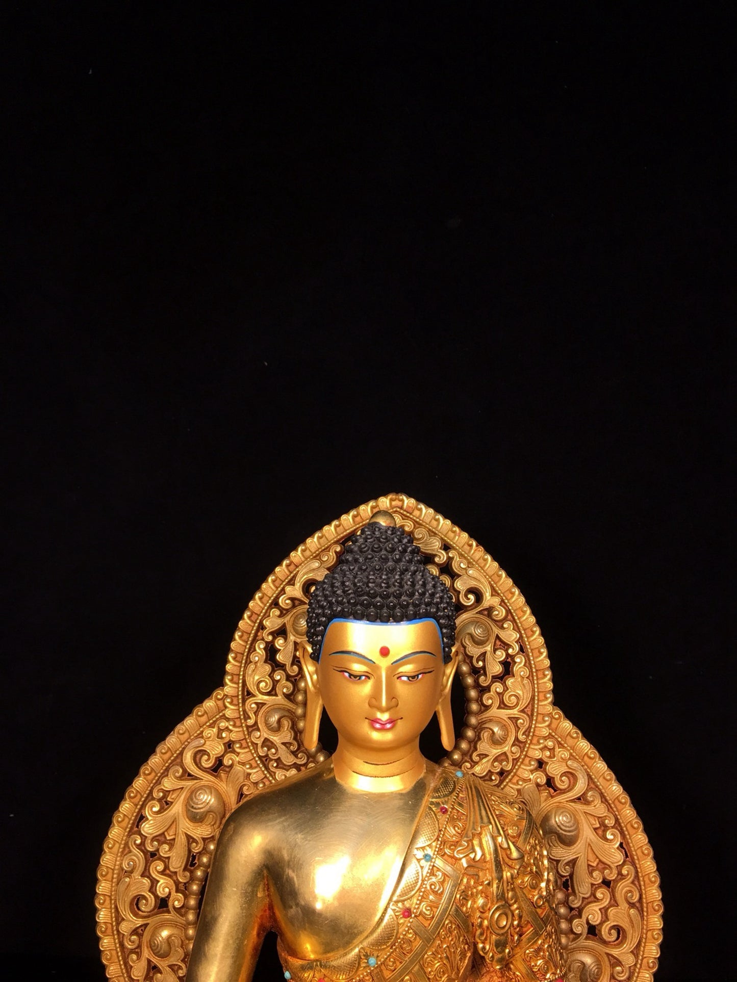 Bronze gilded statue of Shakyamuni Buddha