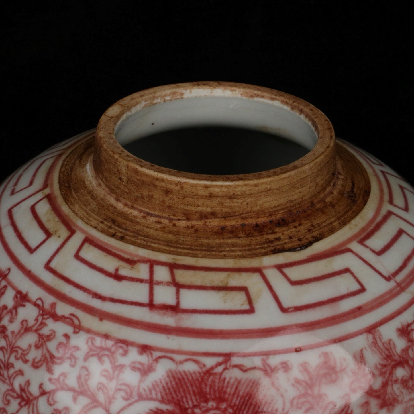 Glazed Red Joyful Pearl Altar