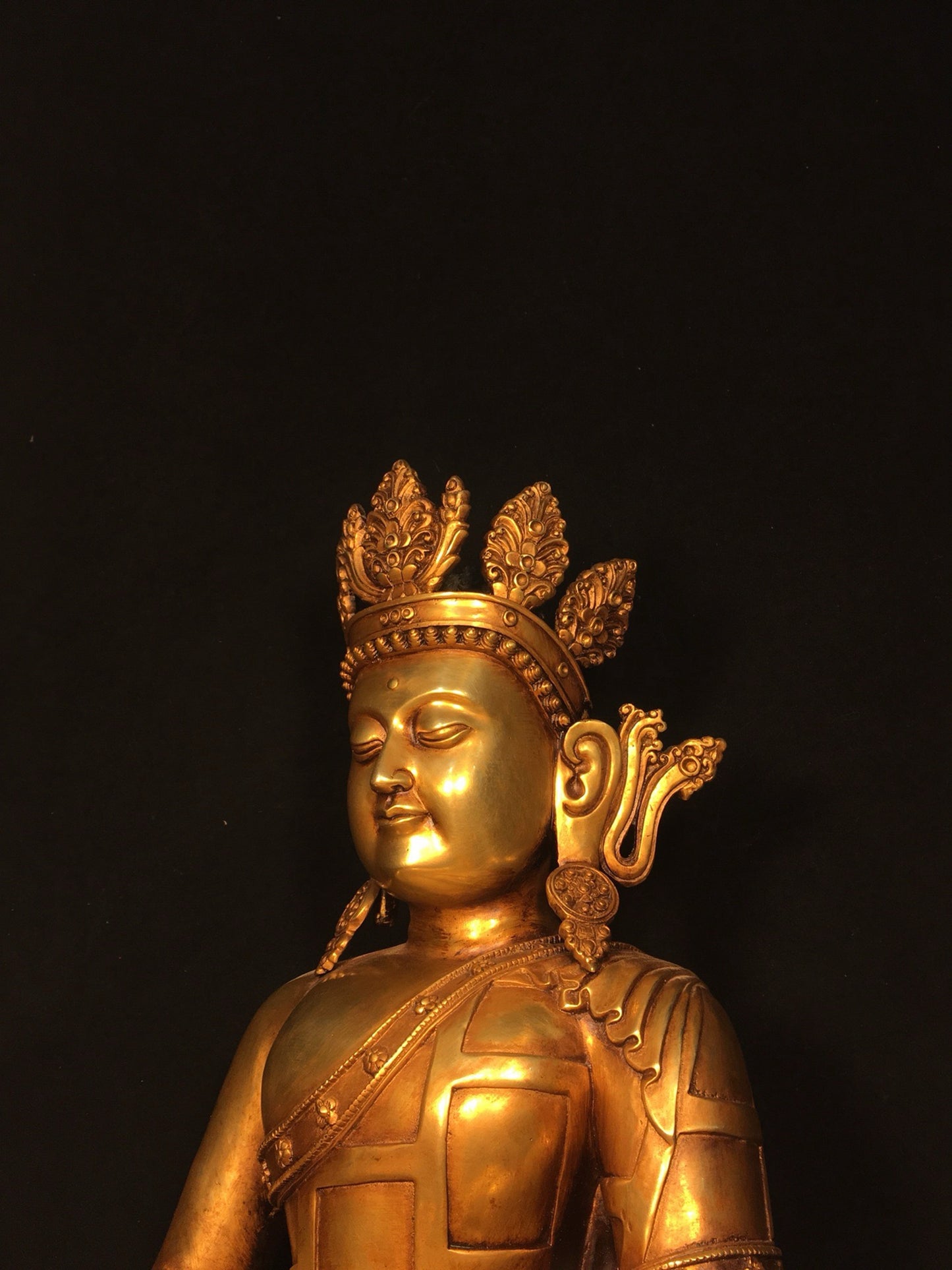 Bronze gilded statue of Guanyin Bodhisattva
