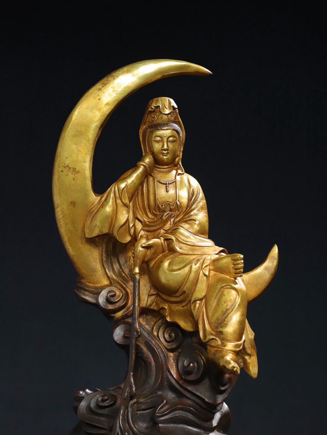 Chinese antique pure copper Guanyin Buddha statue