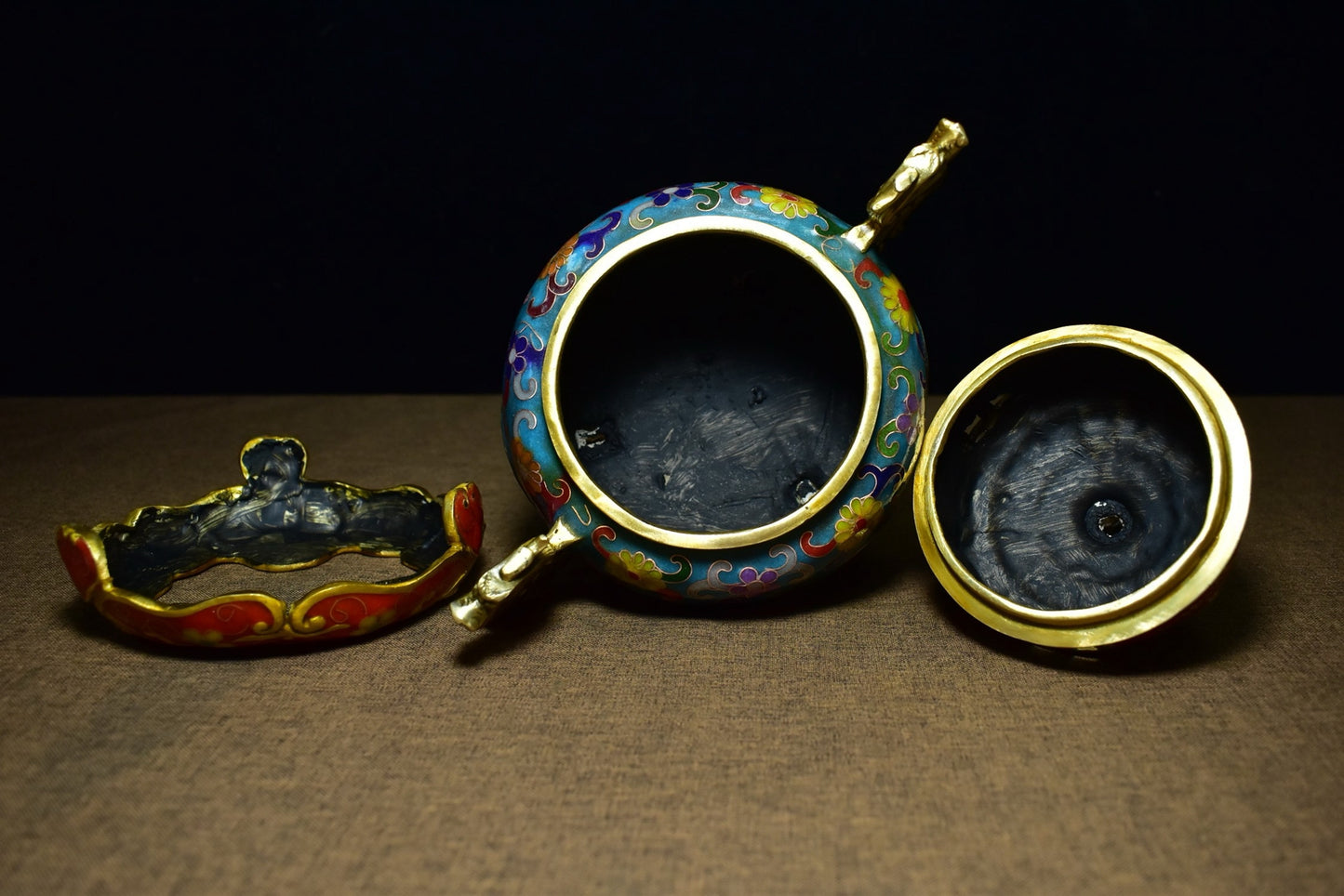 Brass tire cloisonn é money hole incense burner