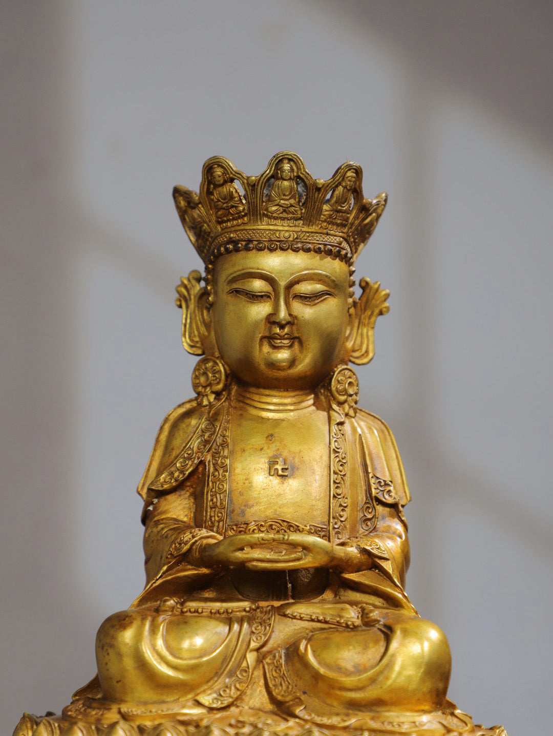 Chinese antique pure copper statue of Shakyamuni Buddha