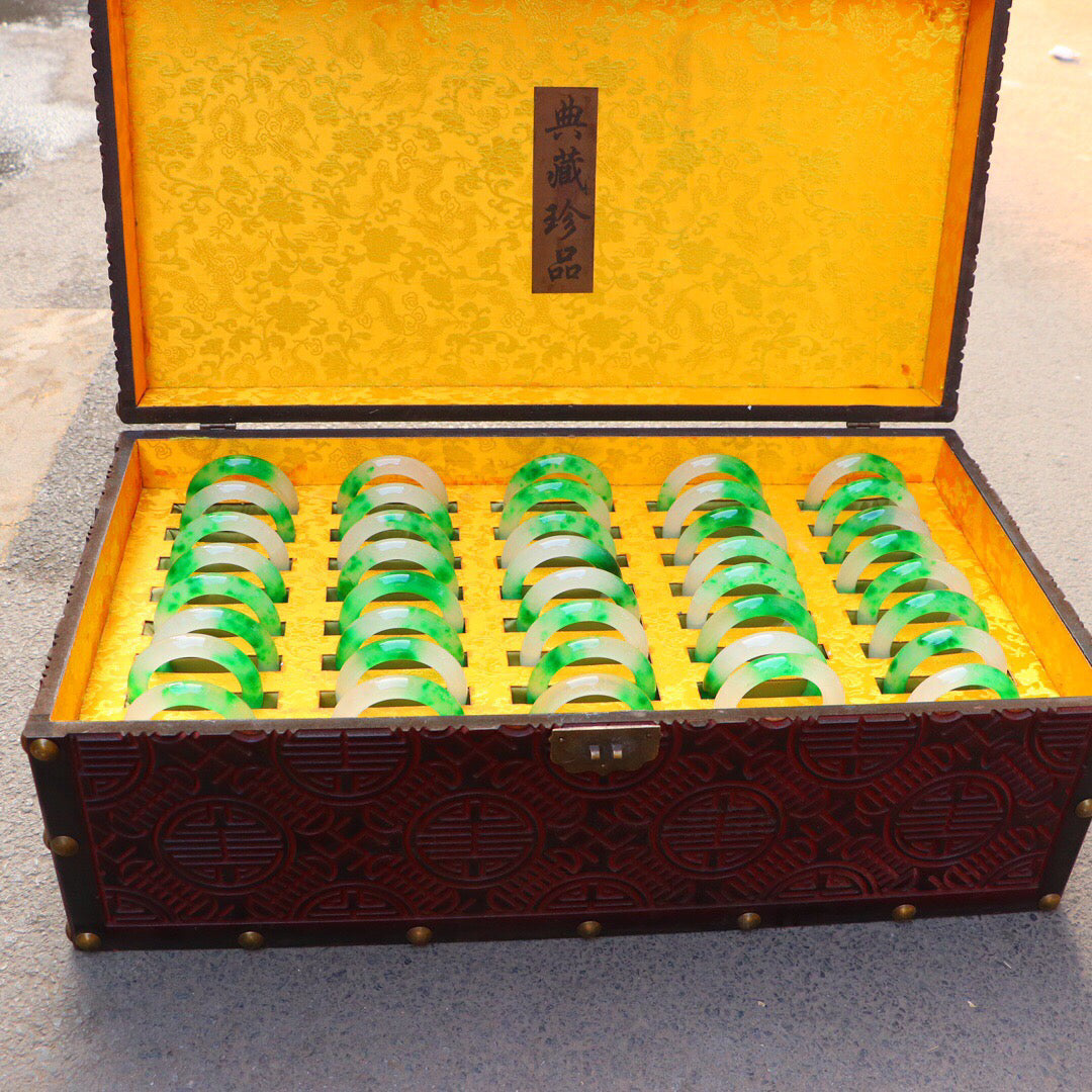 One box of Chinese antique high ice floating green round bracelet