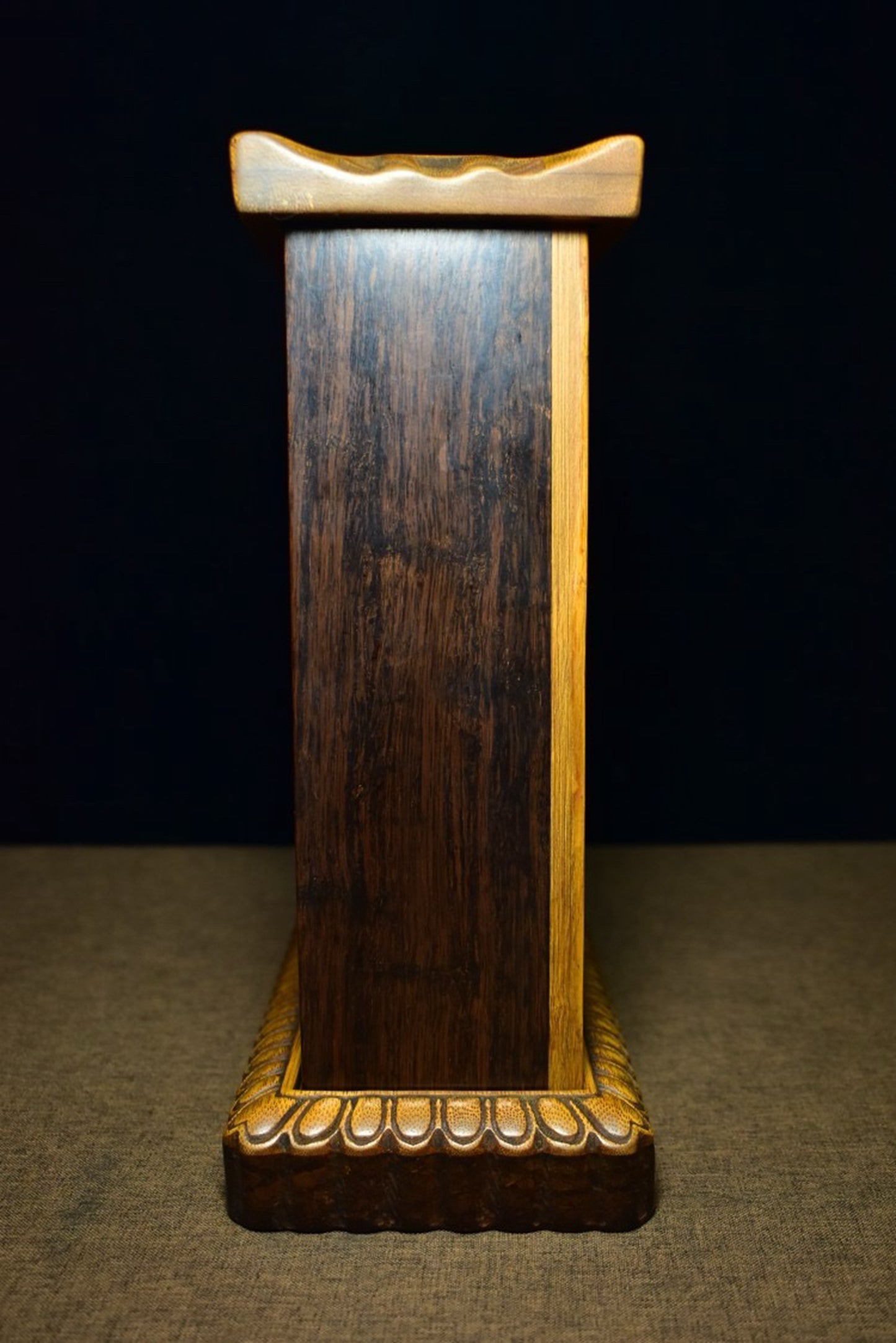 Black sandalwood inlaid carved bamboo spring Buddha niche