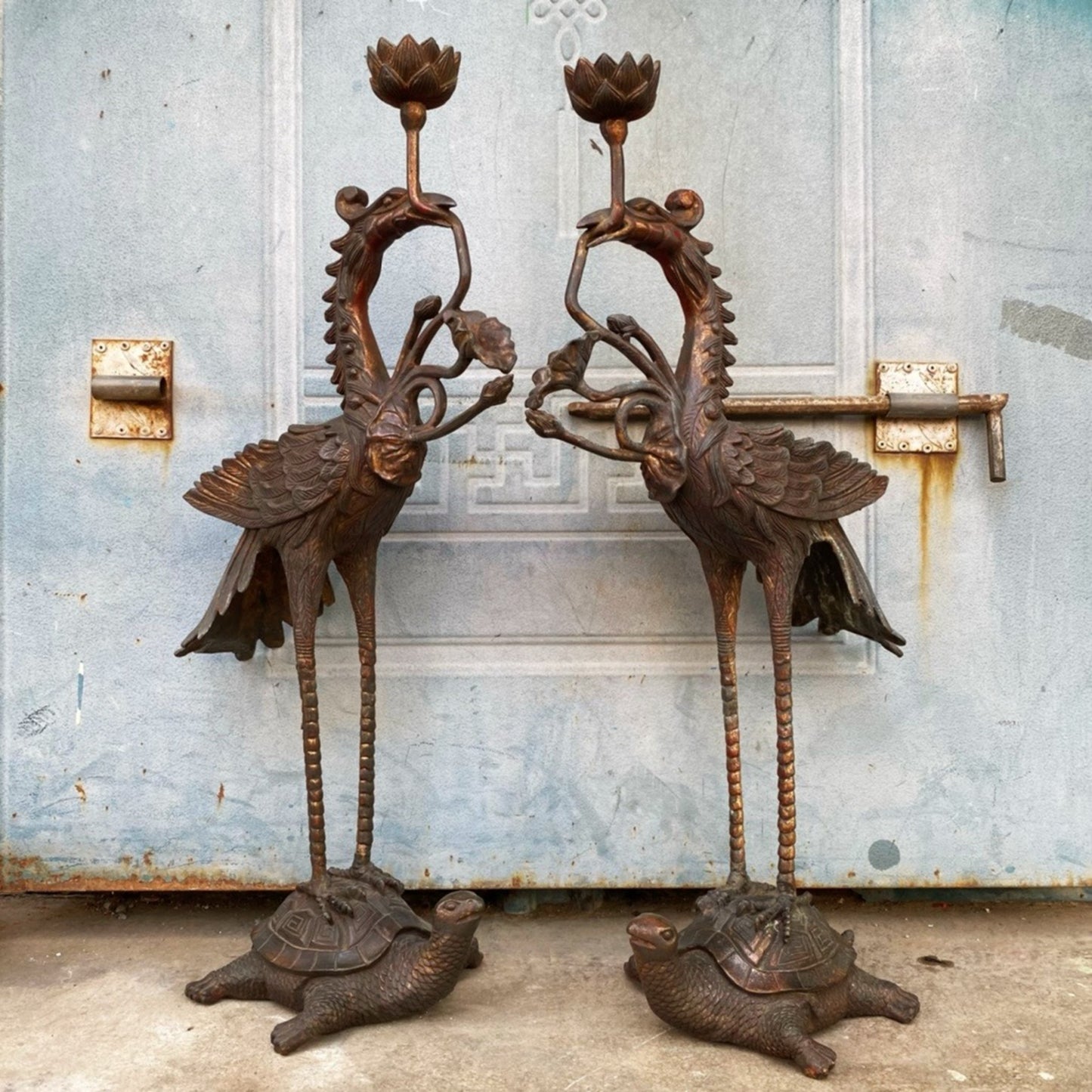 Old copper clay, golden turtle, crane, and longevity lotus wax platform