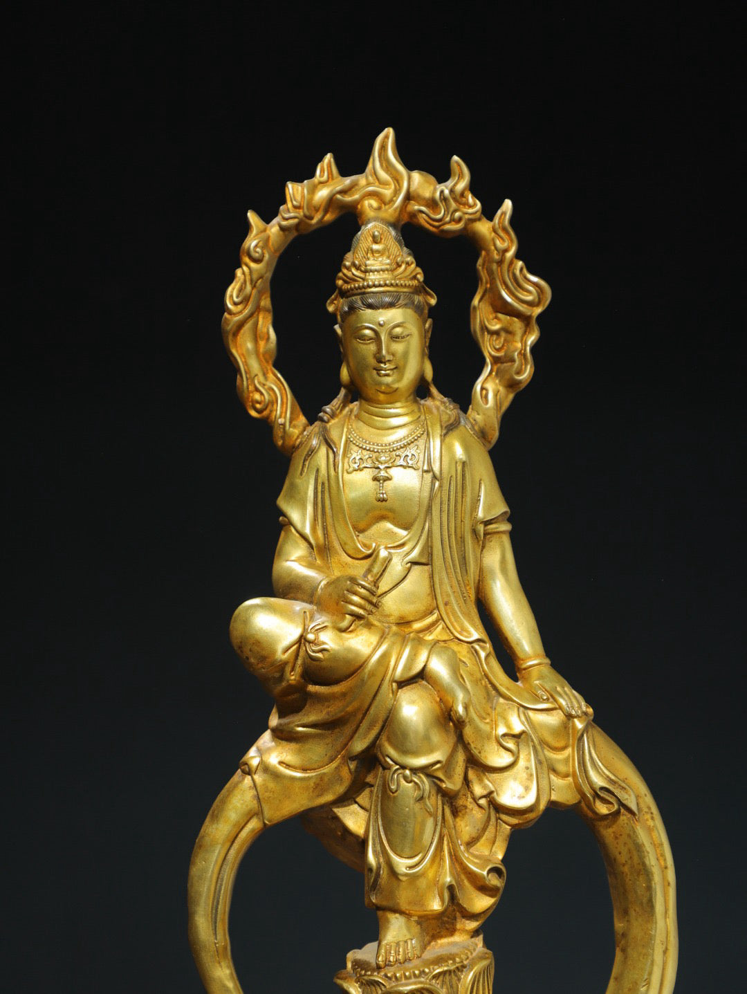 Bronze gilded Guanyin Buddha statue