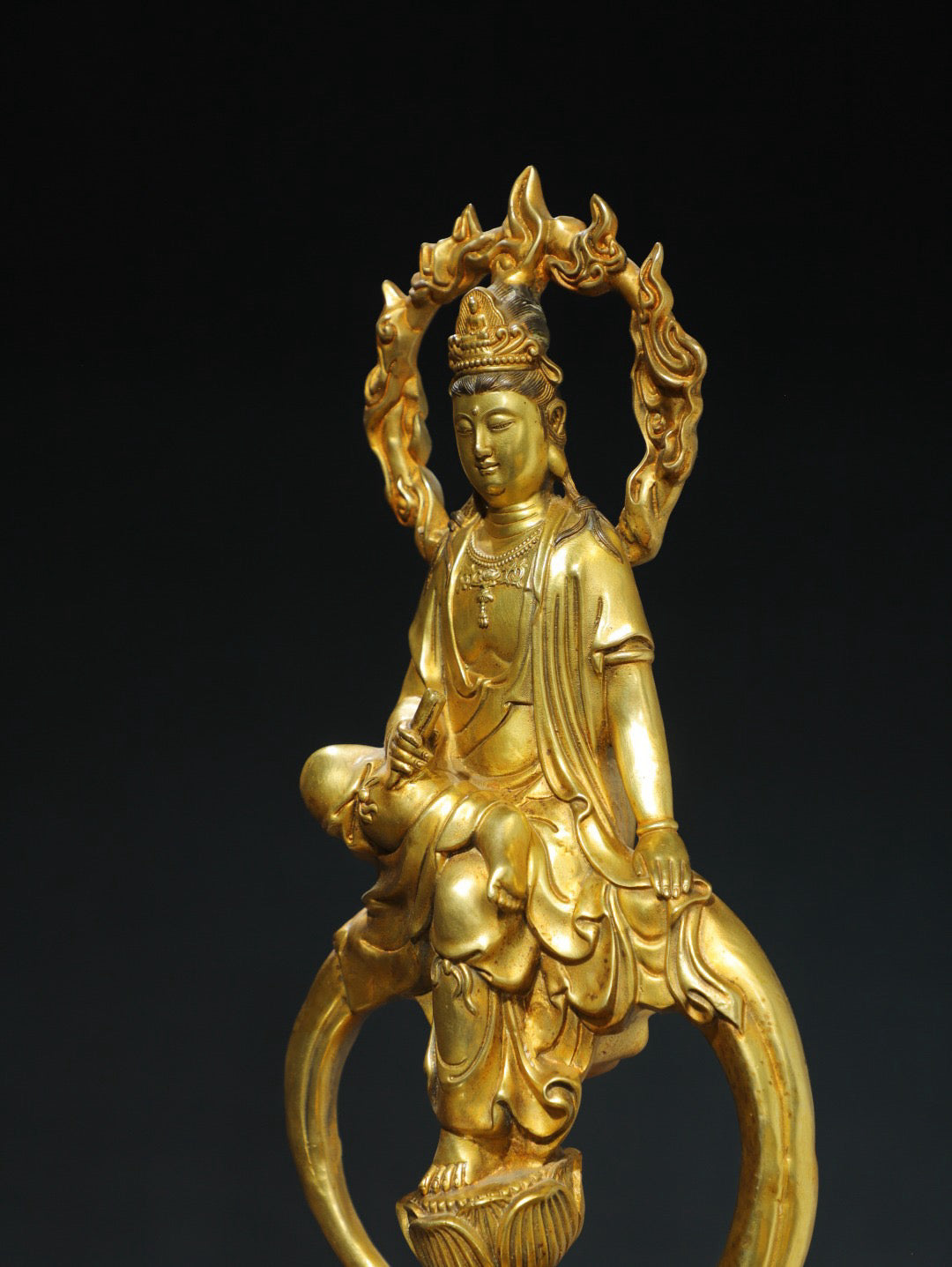 Bronze gilded Guanyin Buddha statue