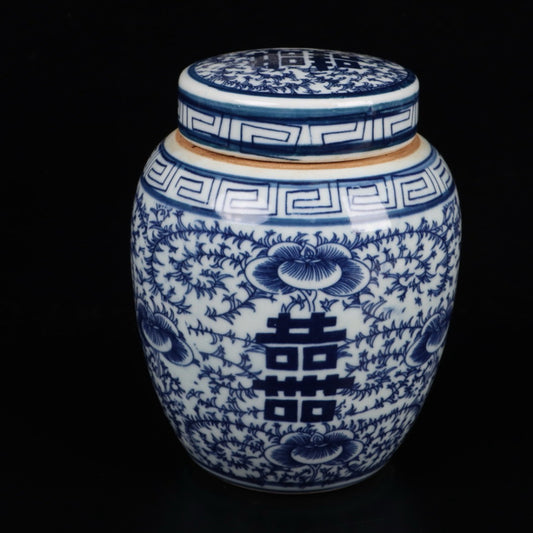 Blue and white happiness shaped lid jar