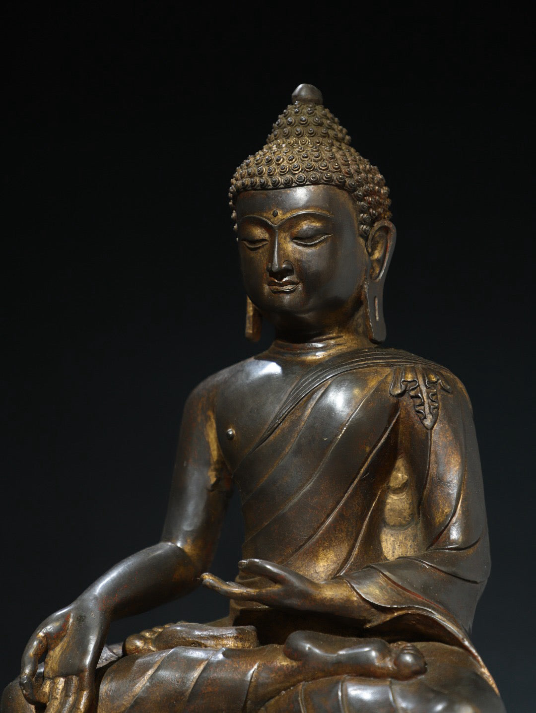 Chinese antique pure copper Buddha statue of the Great Sun Tathagata