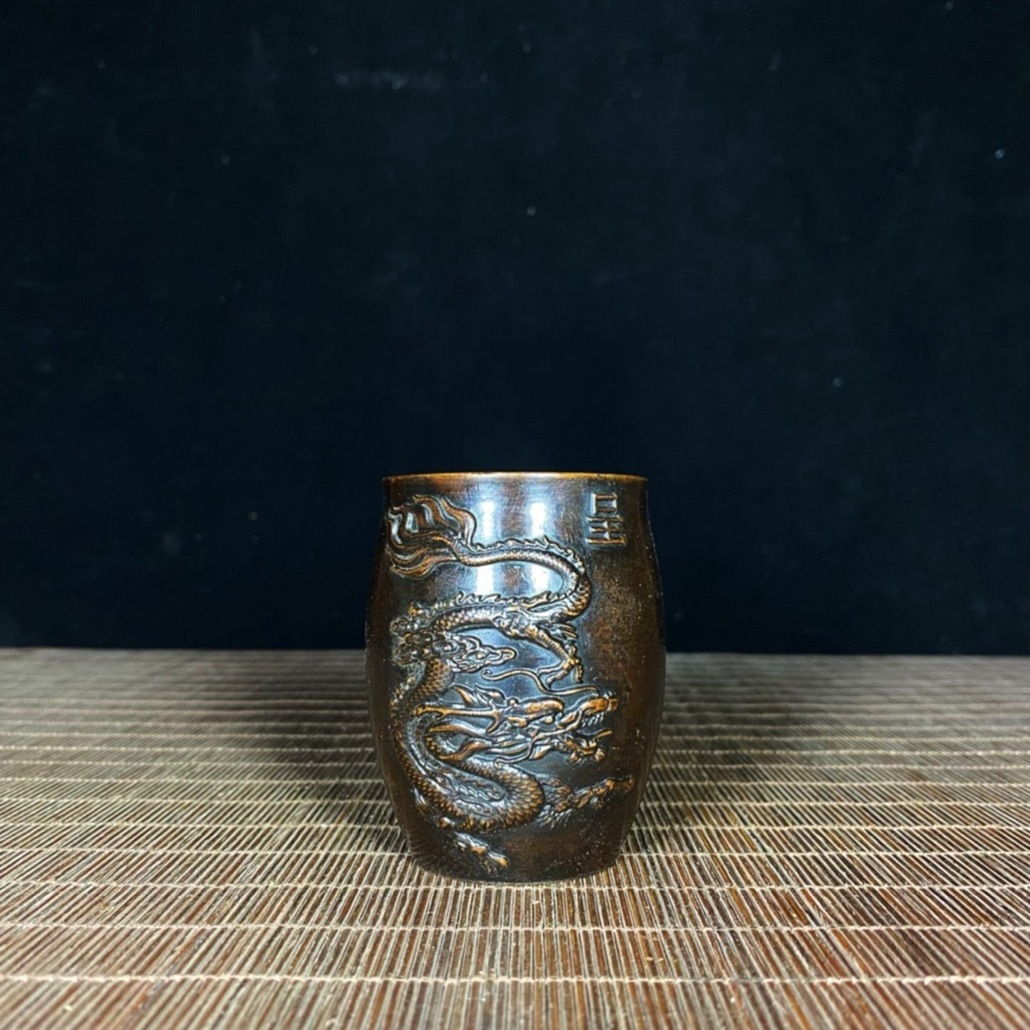 Pure copper relief dragon and phoenix Chengxiang tea cup