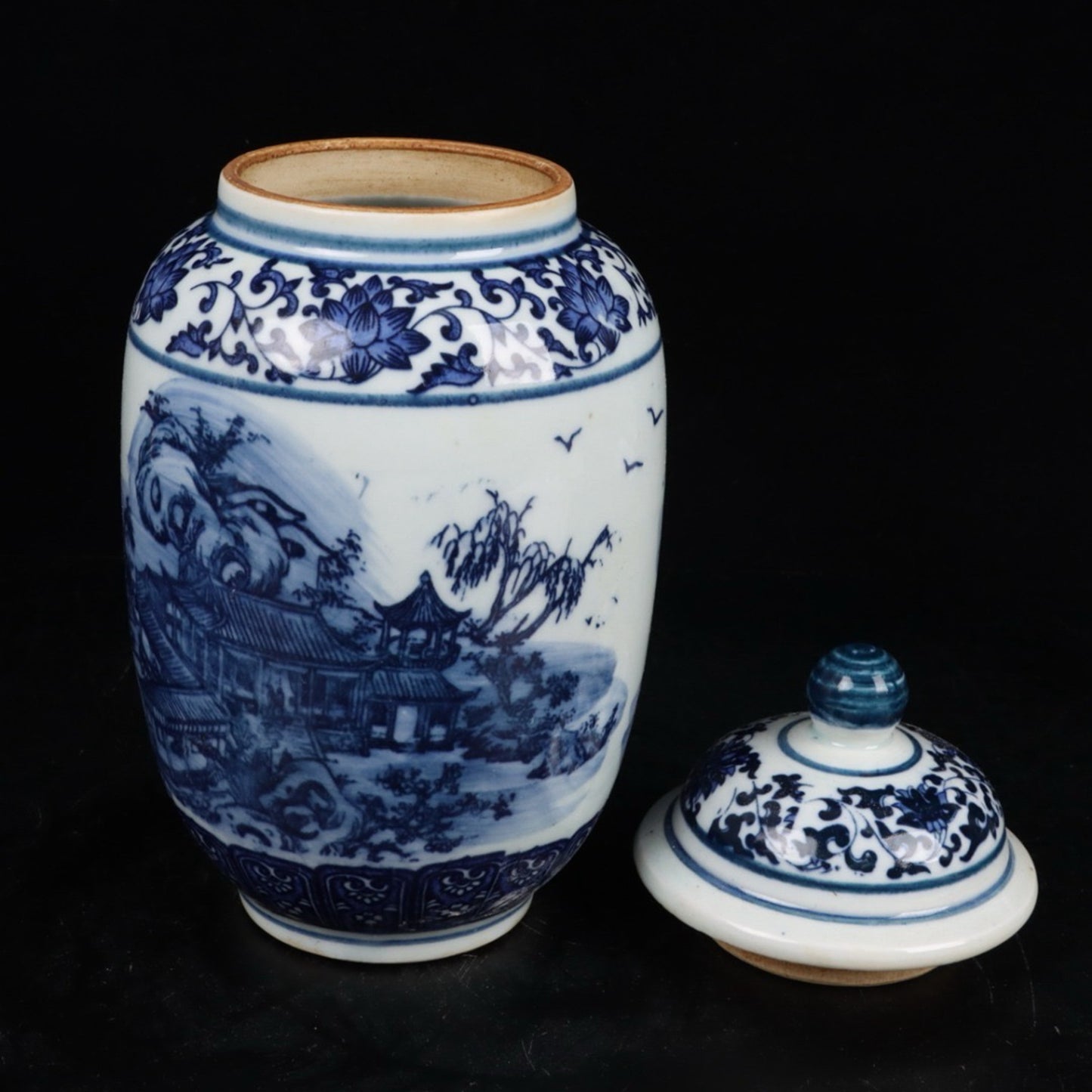 Blue and white landscape general jar