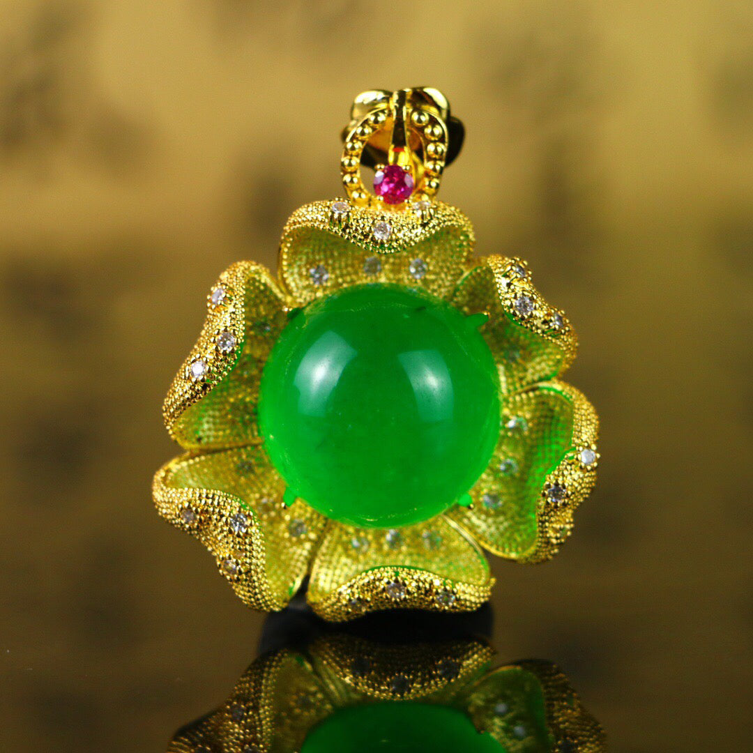 Chinese antique high ice pendant