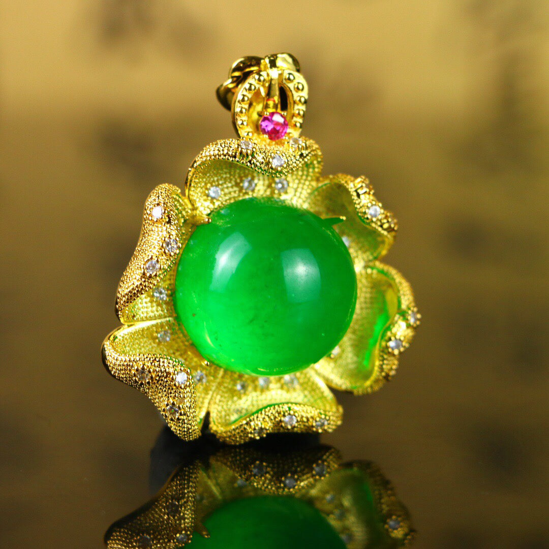 Chinese antique high ice pendant
