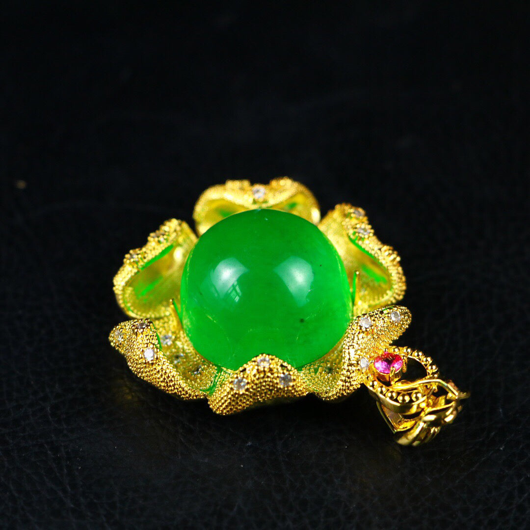 Chinese antique high ice pendant