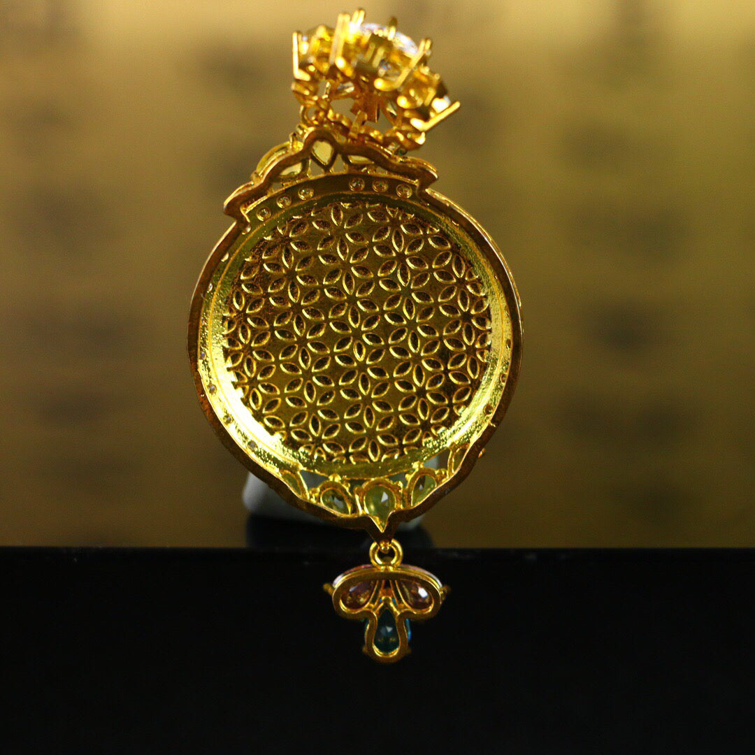 Chinese antique high ice pendant