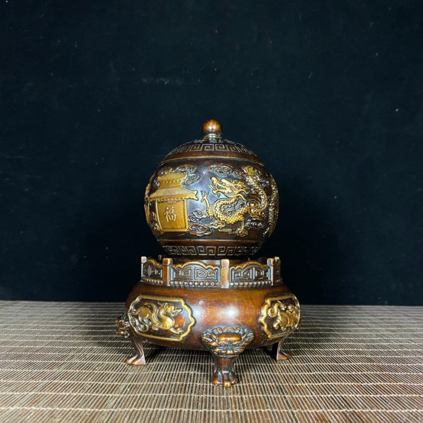 Pure copper gilded four sided divine beast transport furnace