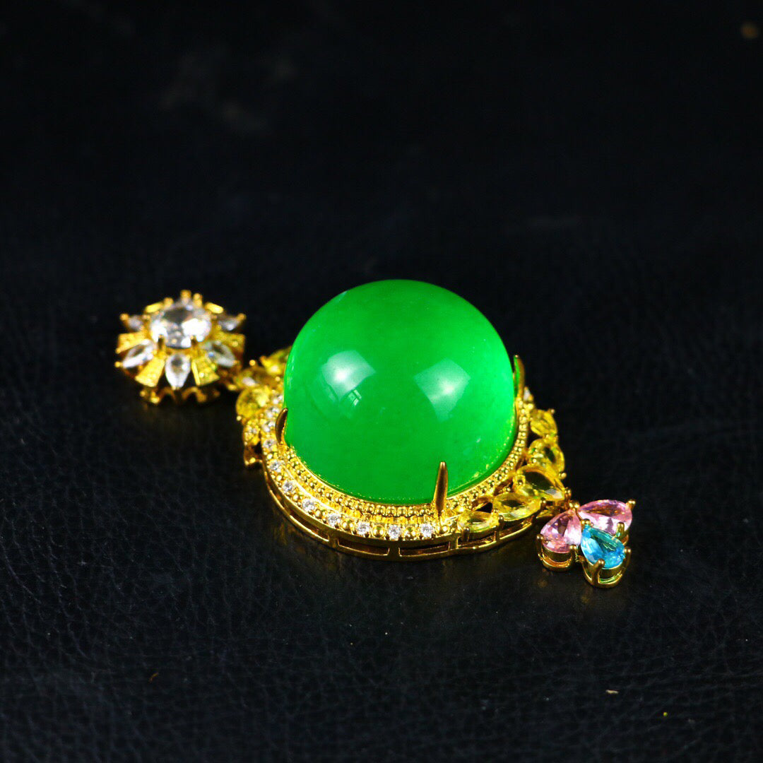 Chinese antique high ice pendant