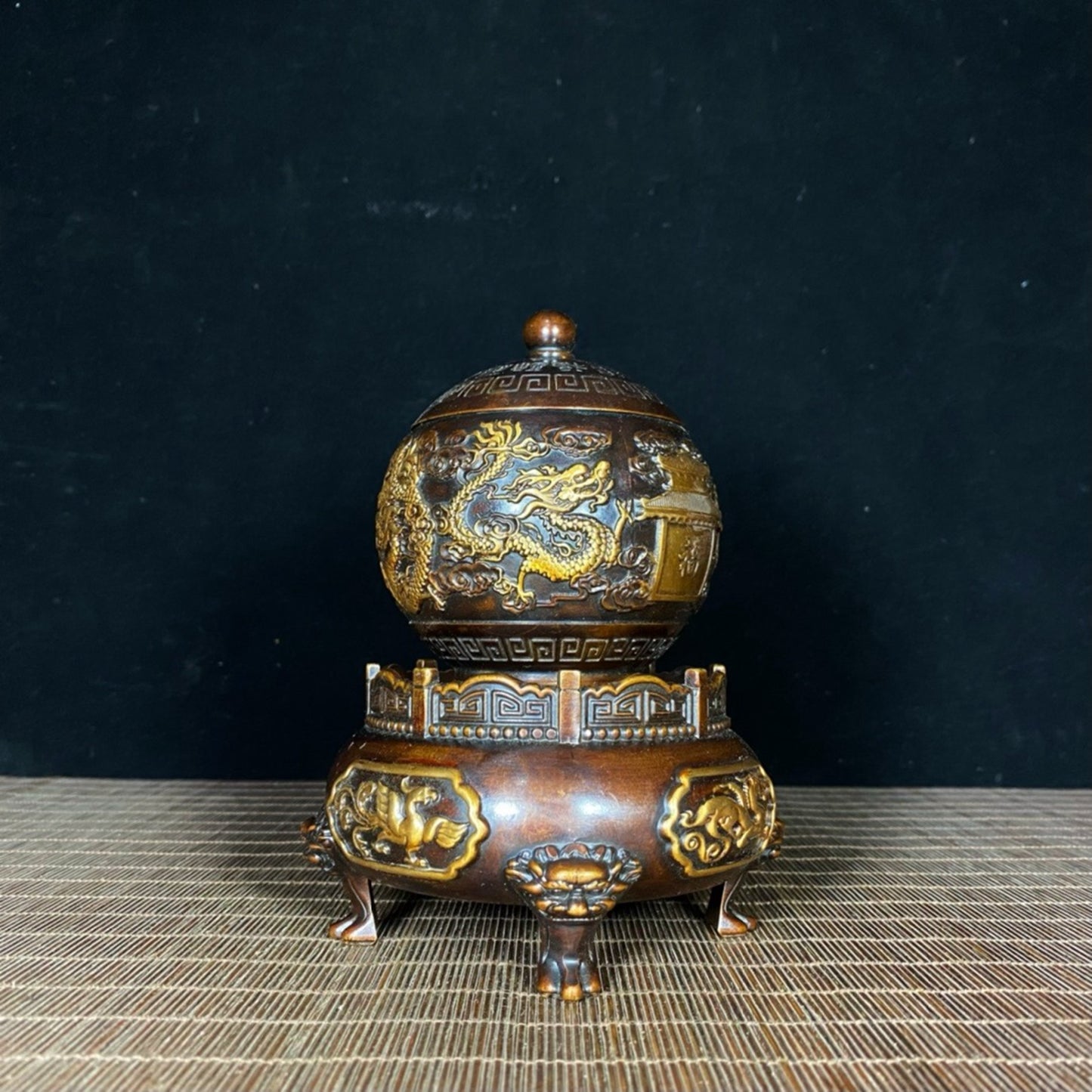 Pure copper gilded four sided divine beast transport furnace