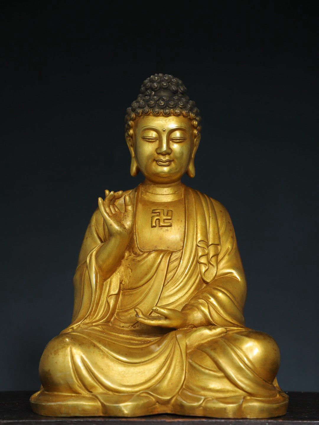 Chinese antique pure copper Buddha statue of the Great Sun Tathagata