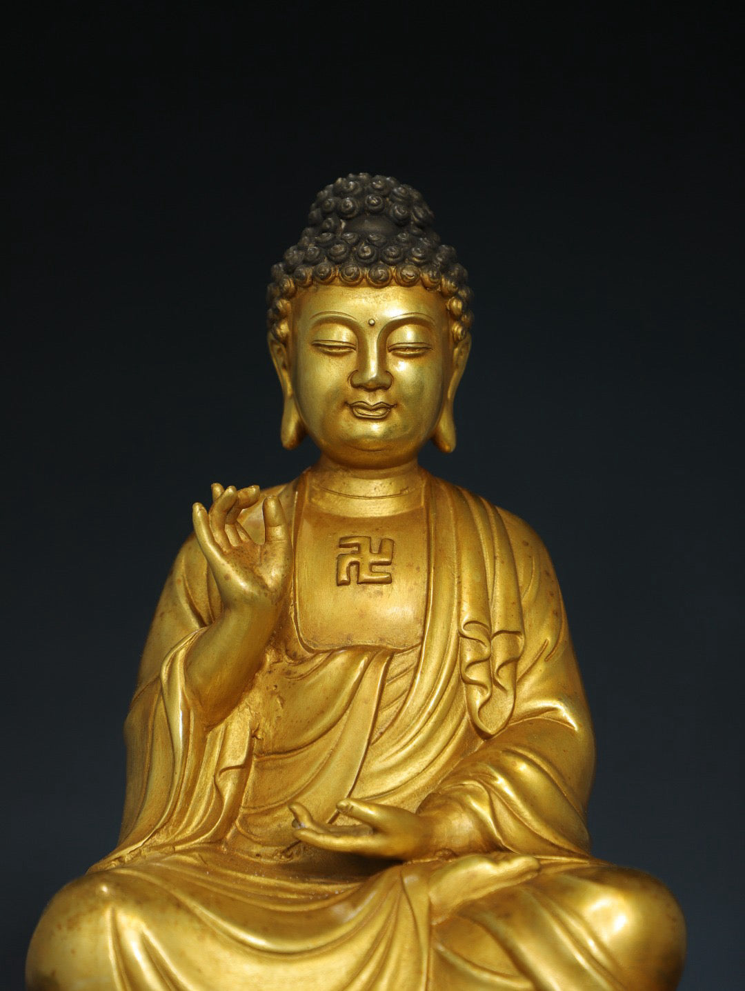 Chinese antique pure copper Buddha statue of the Great Sun Tathagata