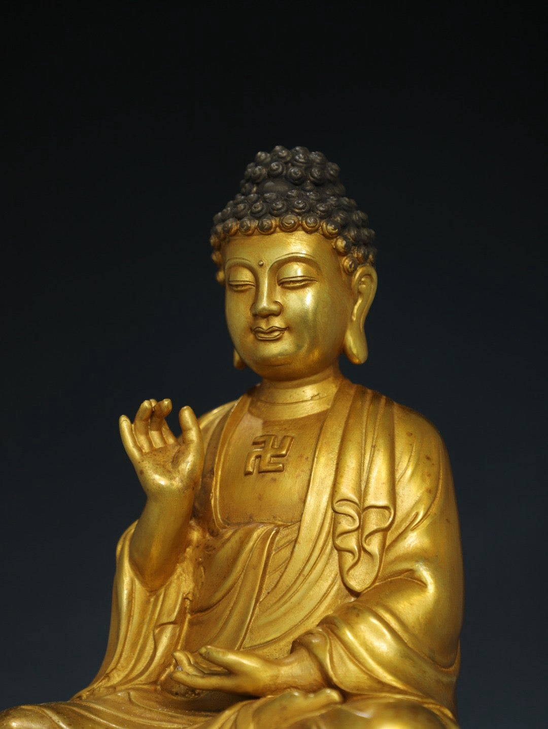 Chinese antique pure copper Buddha statue of the Great Sun Tathagata