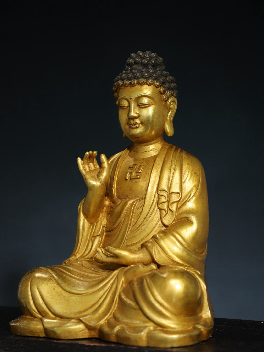 Chinese antique pure copper Buddha statue of the Great Sun Tathagata