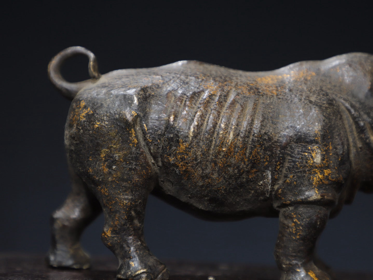 Chinese antique pure copper rhinoceros ornament