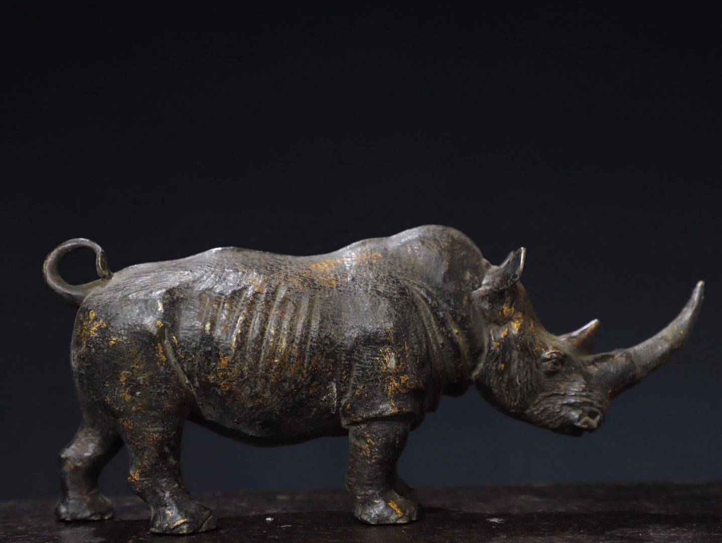 Chinese antique pure copper rhinoceros ornament