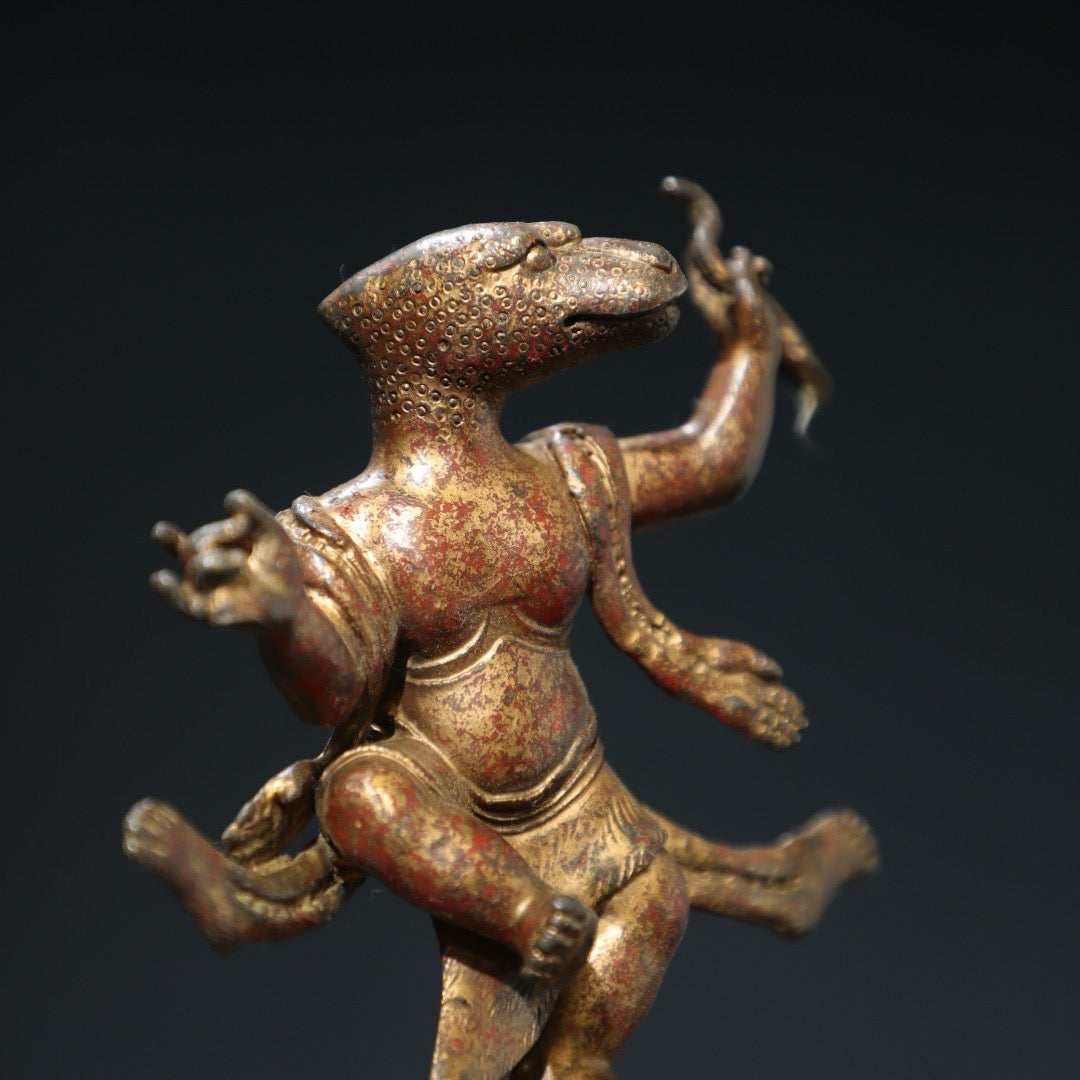 Bronze mud and gold Buddha statues