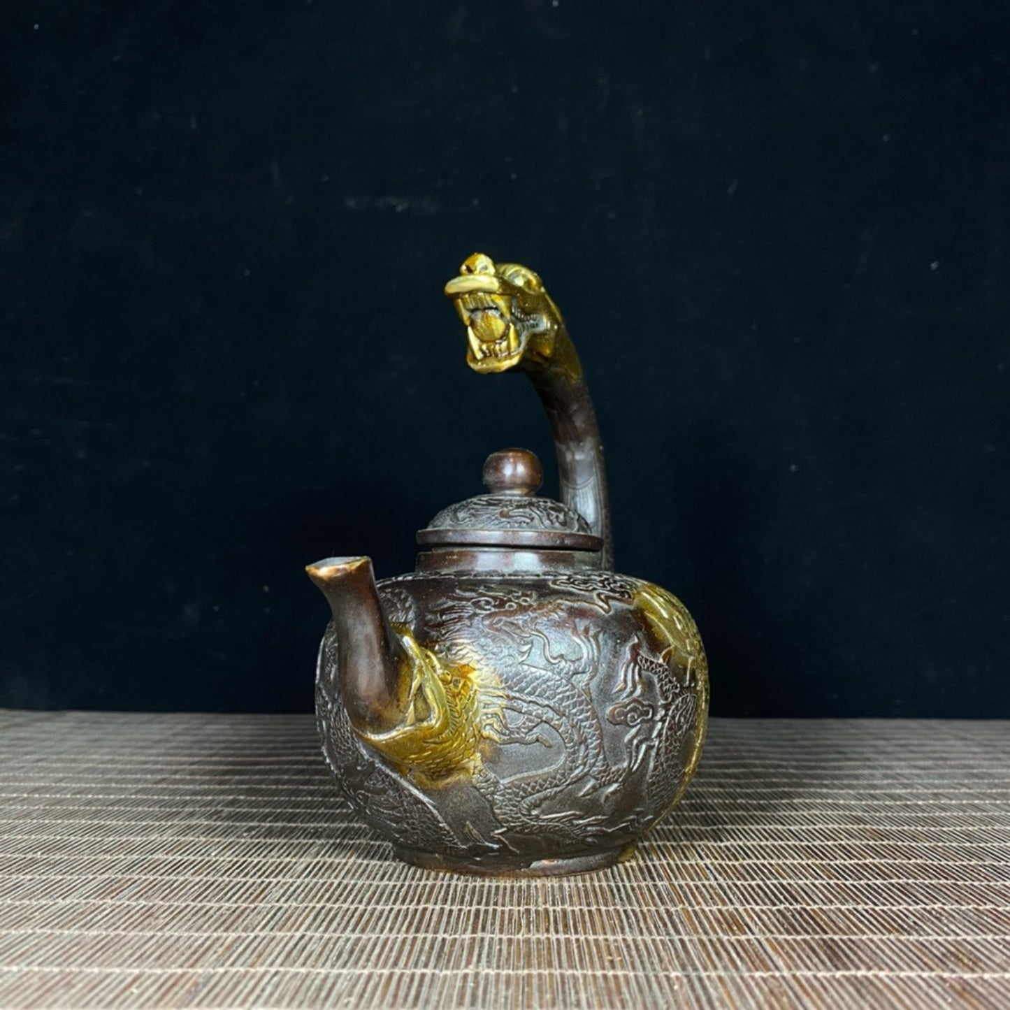 Pure copper gold-plated dragon play water tap pot