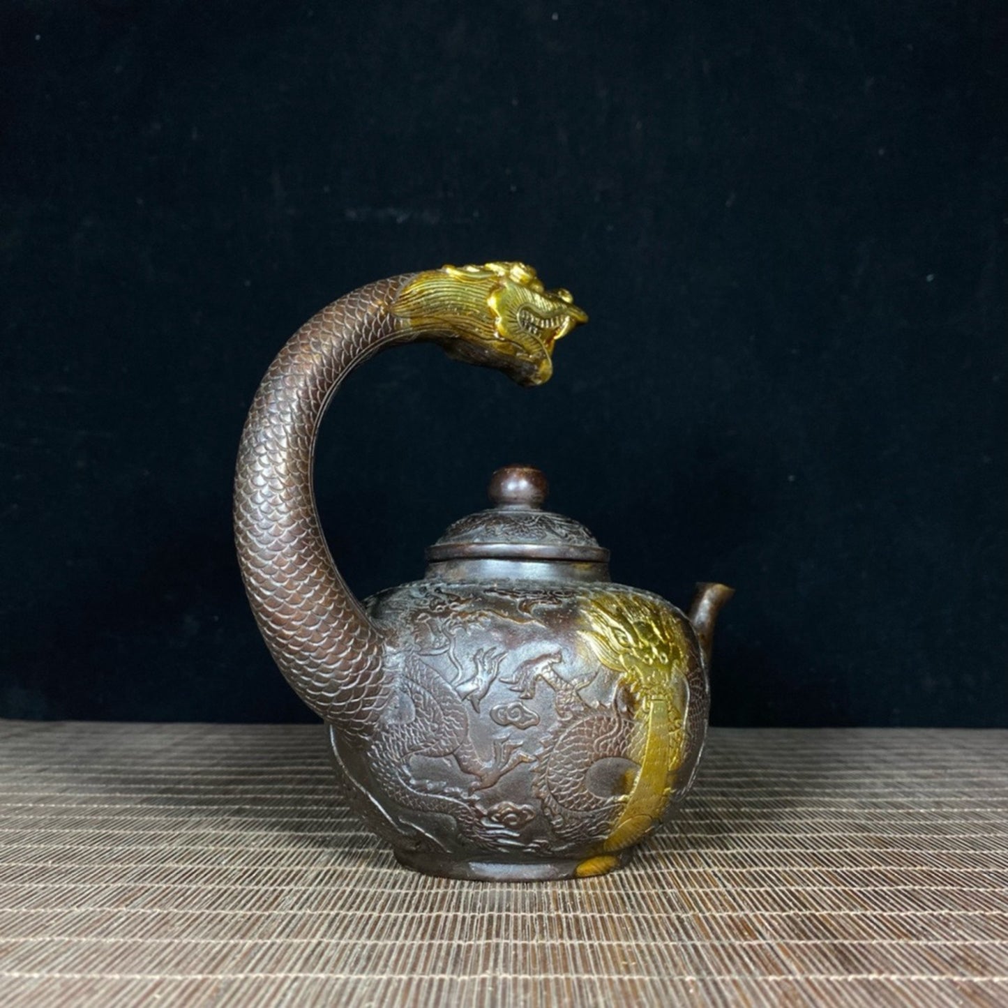 Pure copper gold-plated dragon play water tap pot