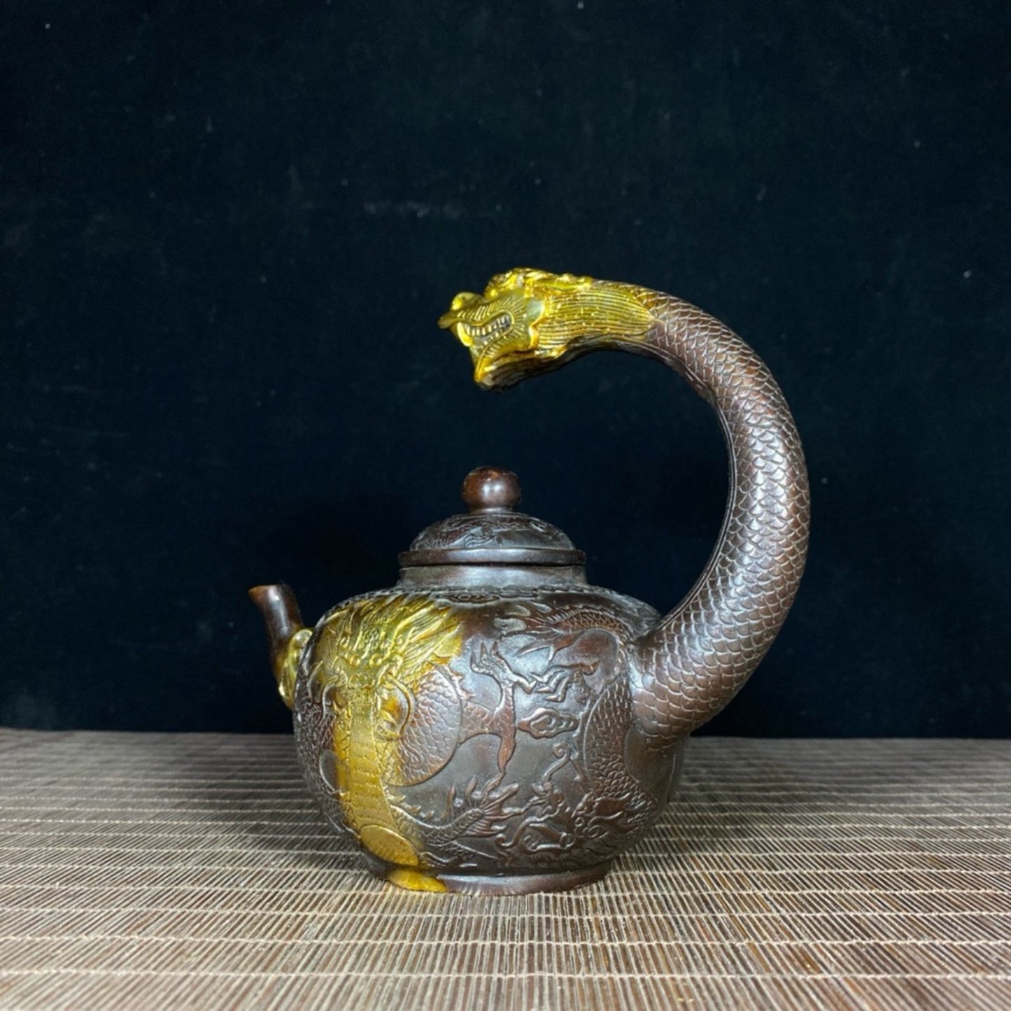 Pure copper gold-plated dragon play water tap pot