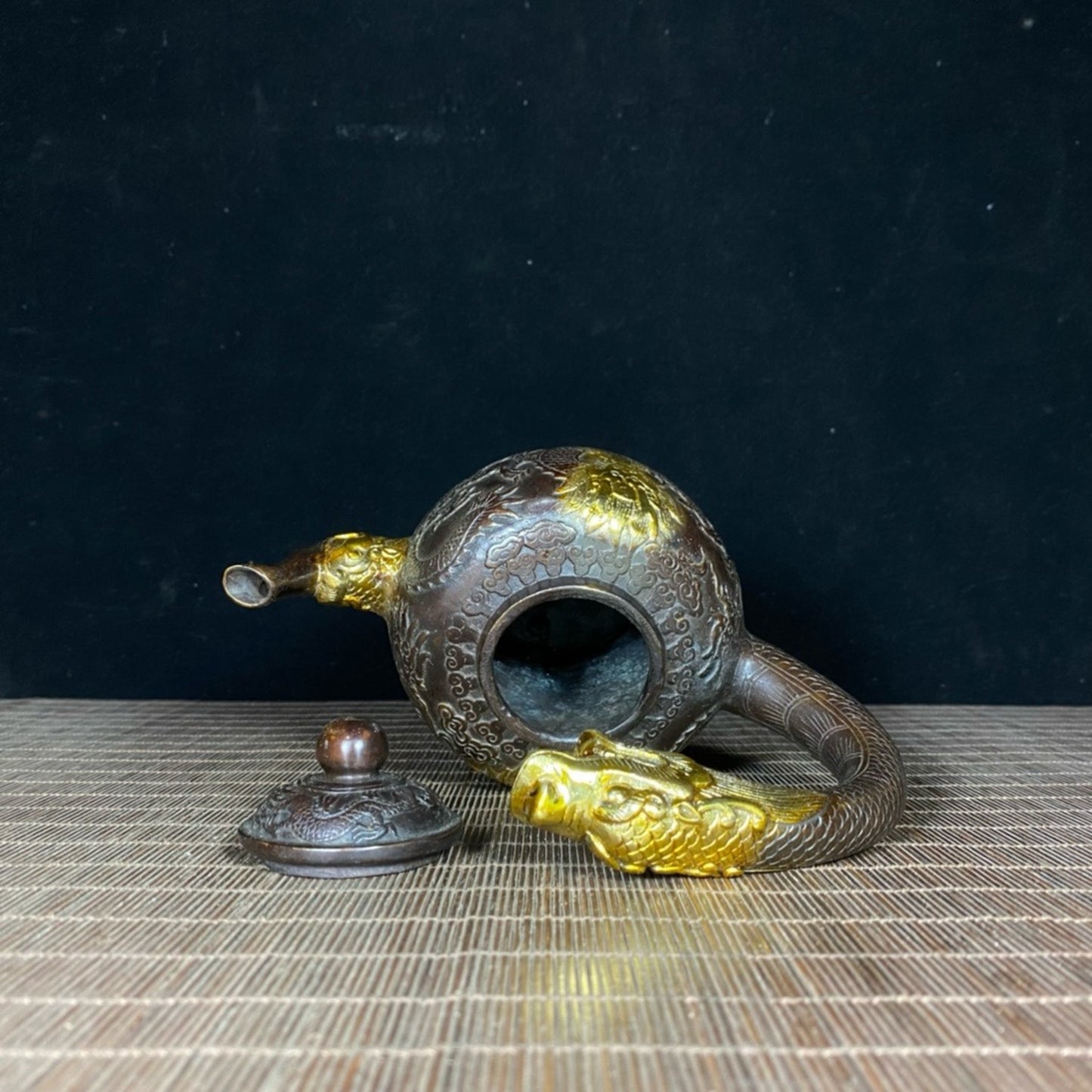 Pure copper gold-plated dragon play water tap pot