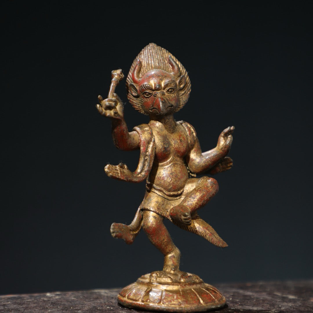 Bronze mud and gold Buddha statues